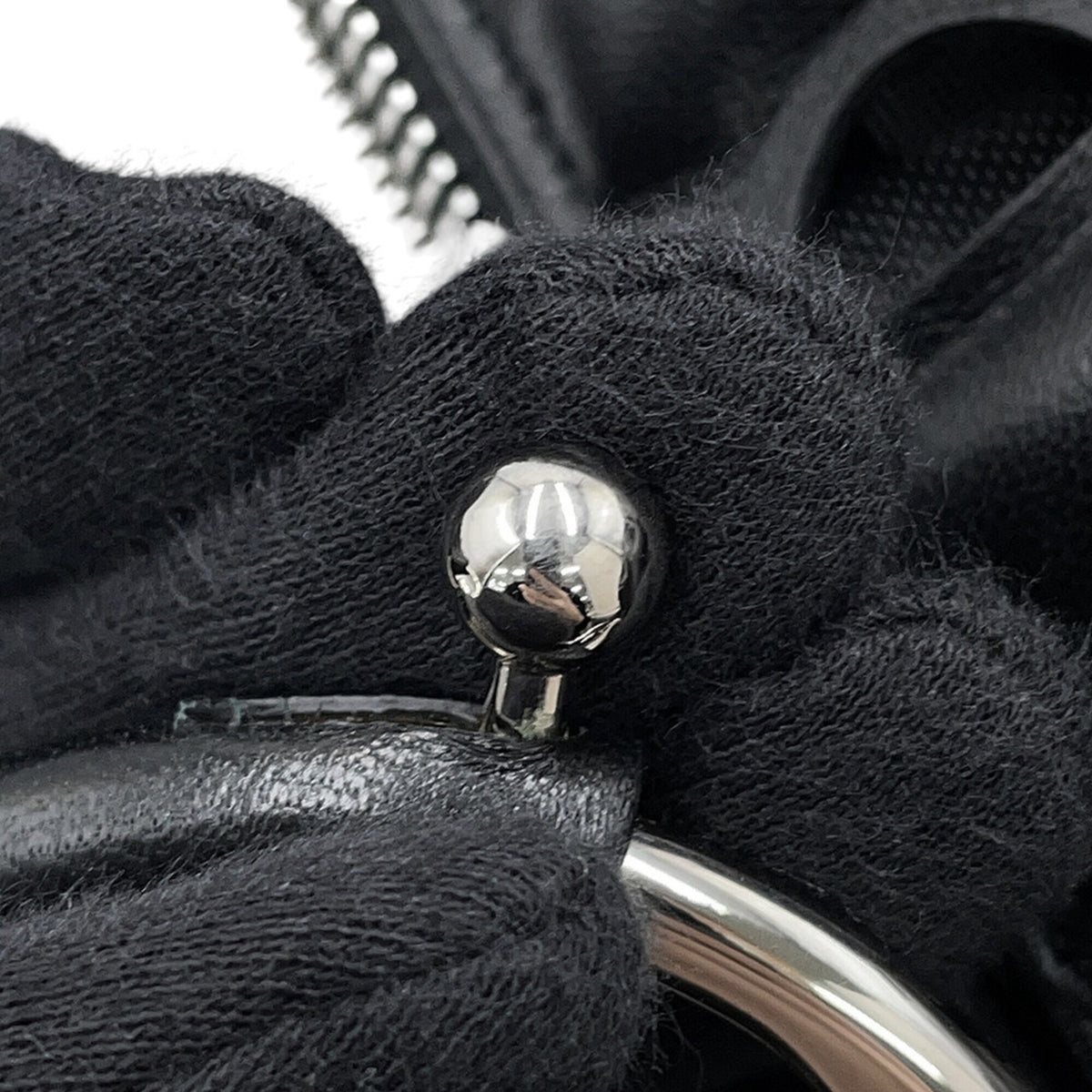 Burberry Black Mesh Leather Handbag Pouch (Pre-Owned)