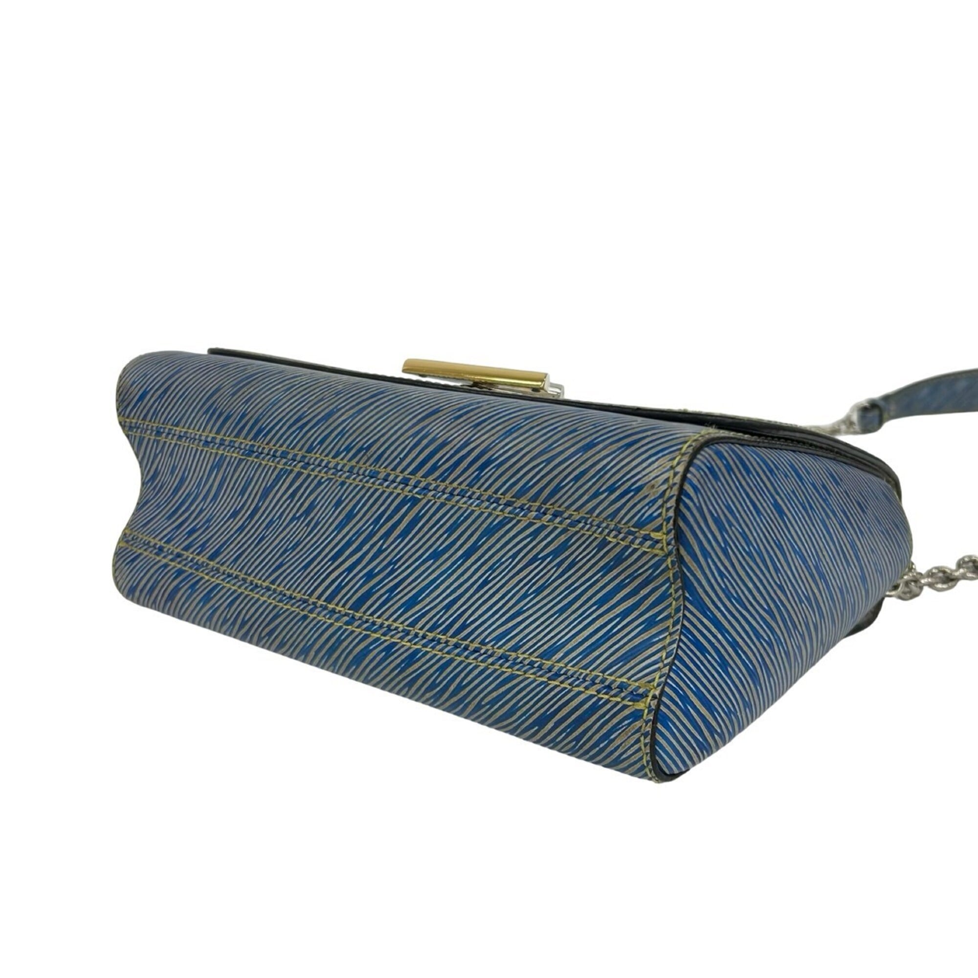 Louis Vuitton Blue Leather Pochette Shoulder Bag (Pre-Owned)