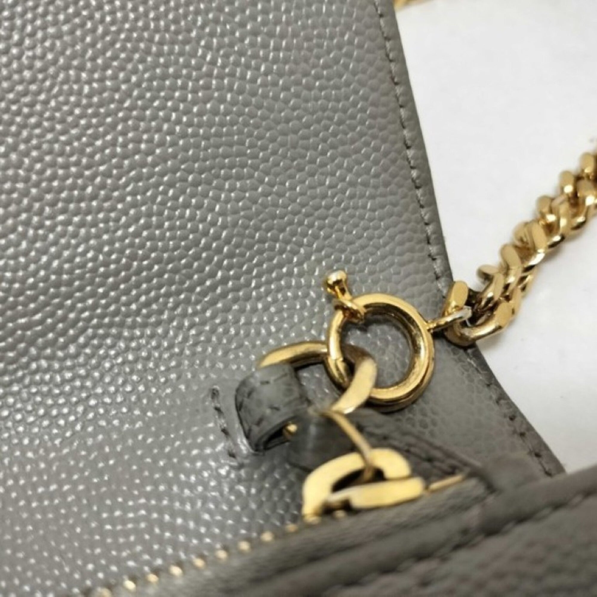 Yves Saint Laurent Gray Leather Chain/Shoulder Wallet (Pre-Owned)