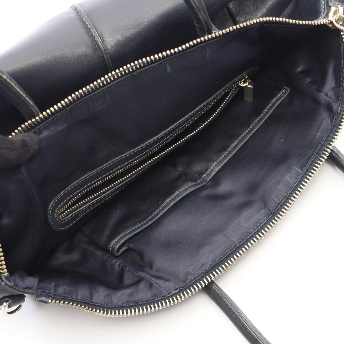 Tod's Navy Leather Handbag (Pre-Owned)