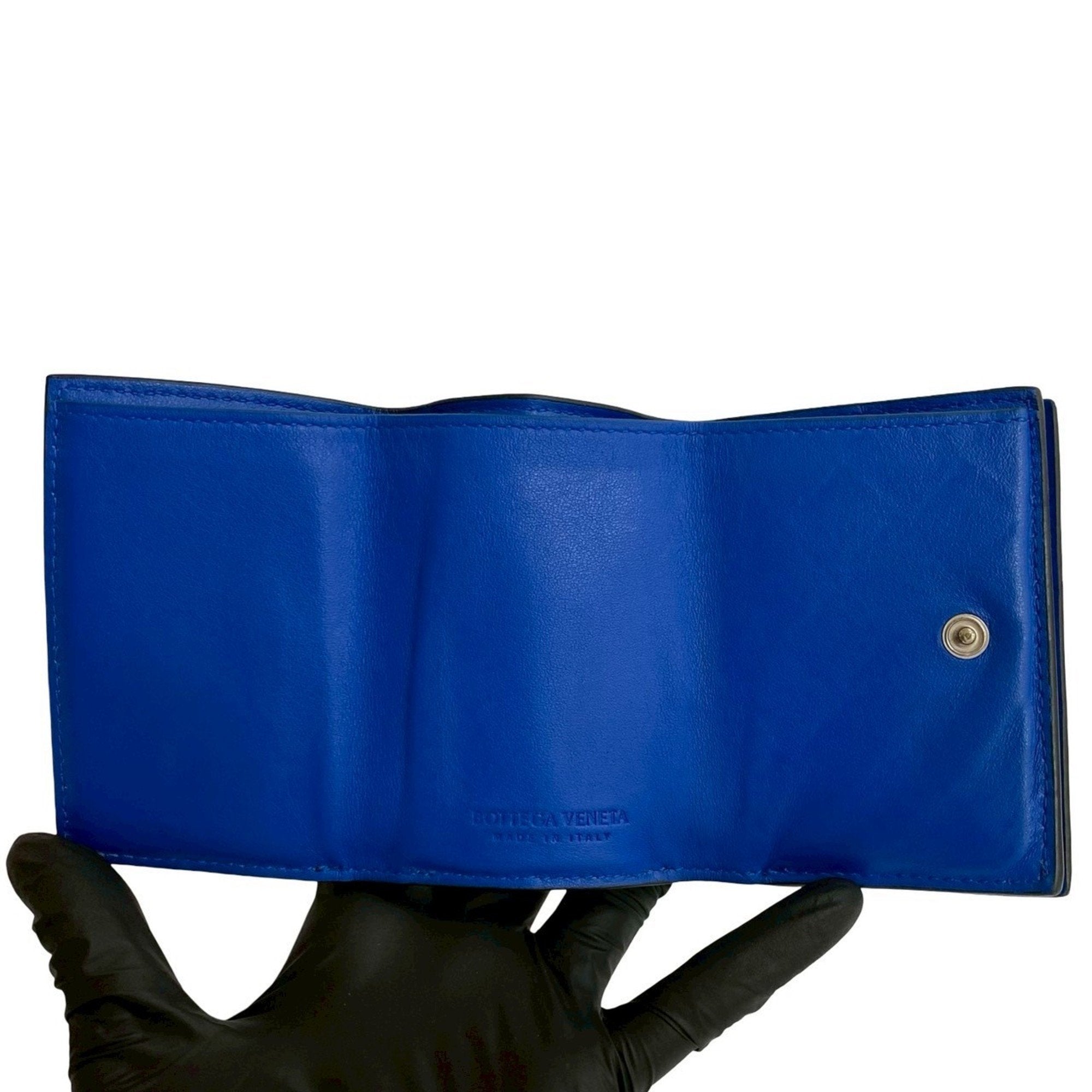 Bottega Veneta Black Blue Leather Wallet (Tri-Fold) (Pre-Owned)
