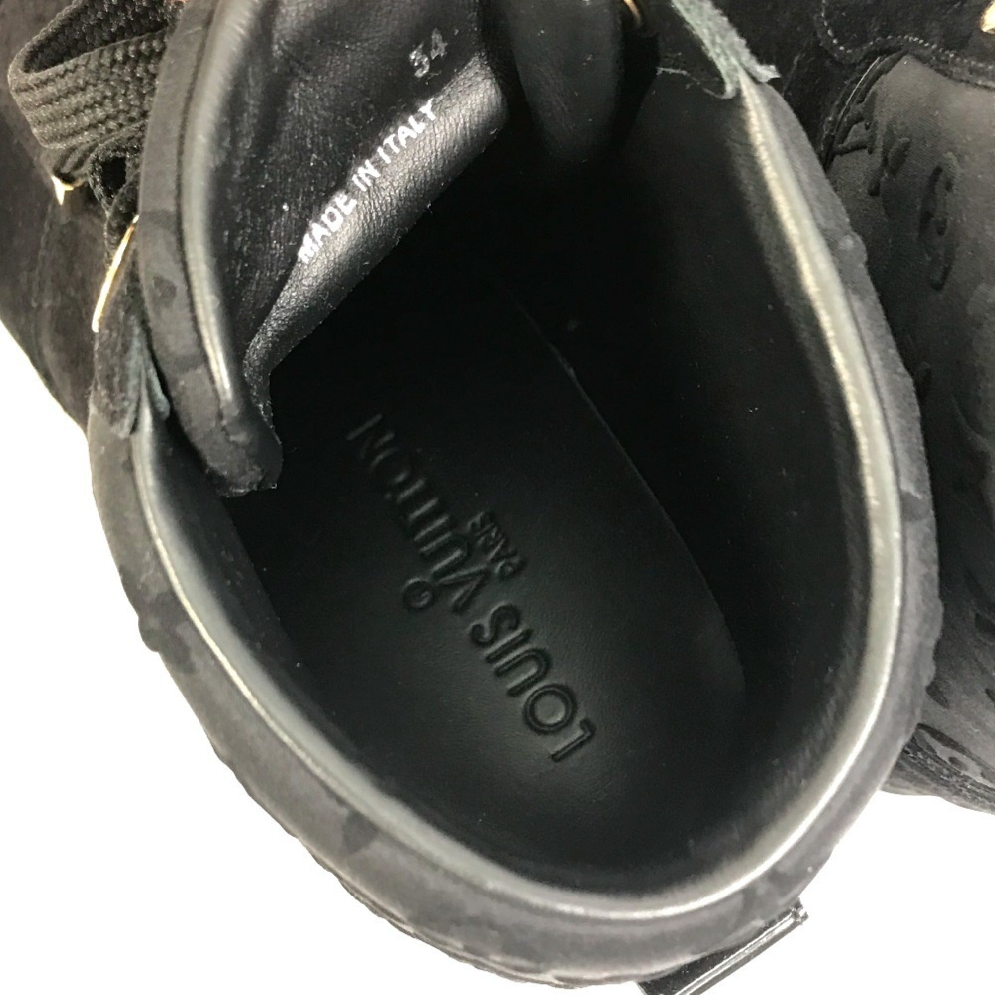 Louis Vuitton Black Sneakers (Pre-Owned)