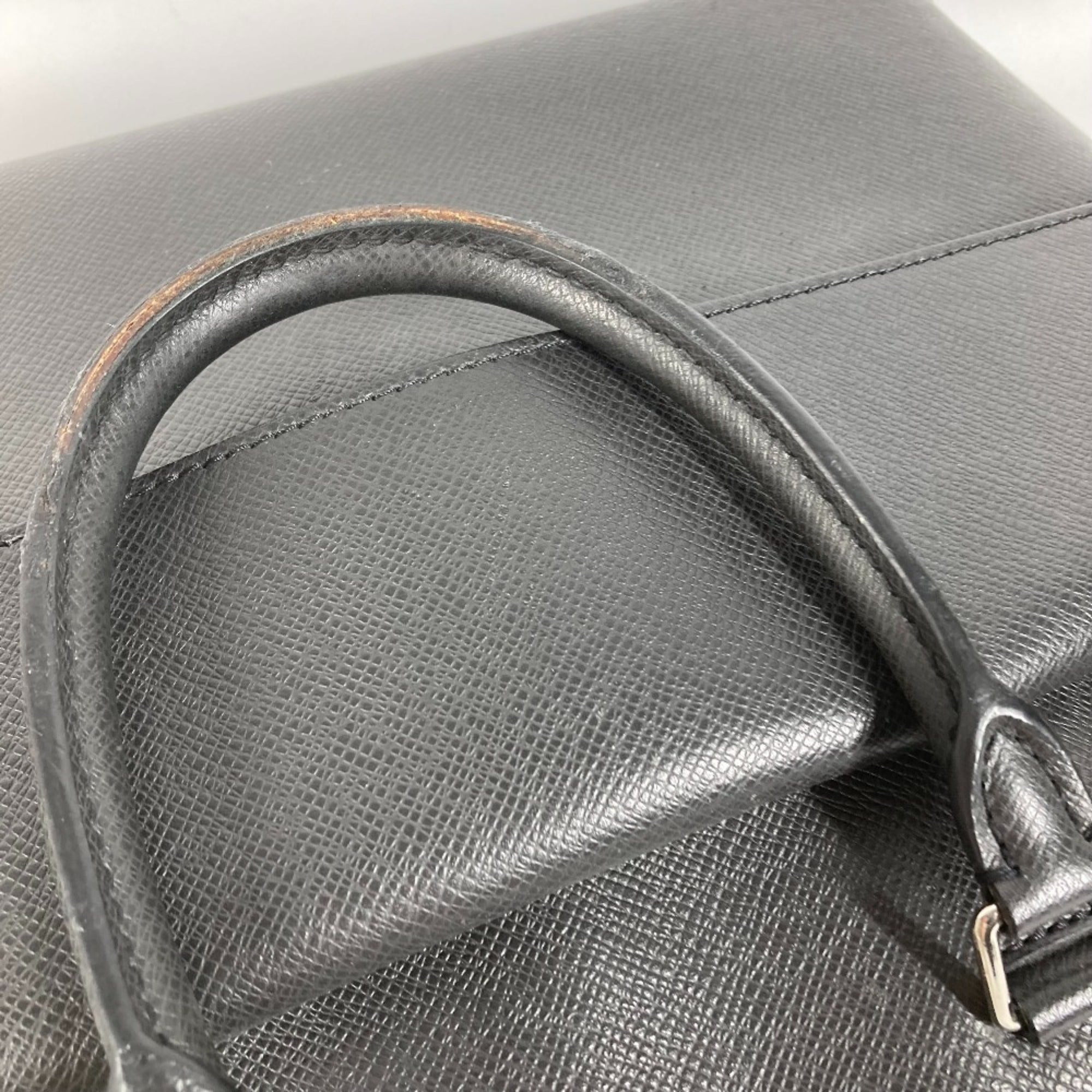 Louis Vuitton Black Leather Briefcase (Pre-Owned)