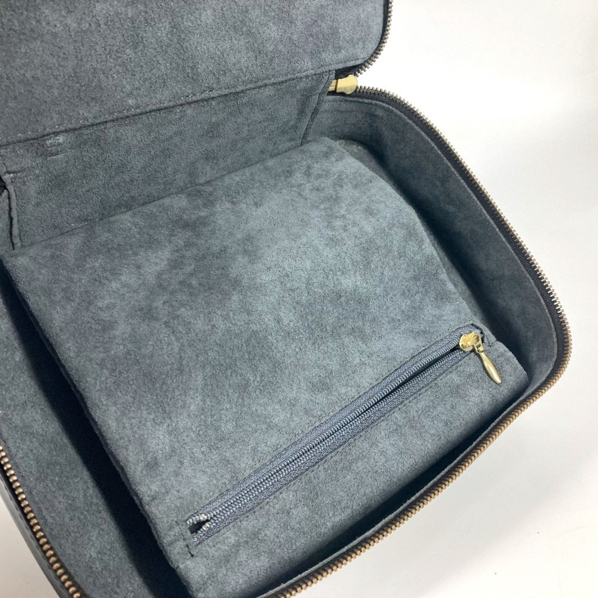Hermes Black Leather Pouch (Pre-Owned)