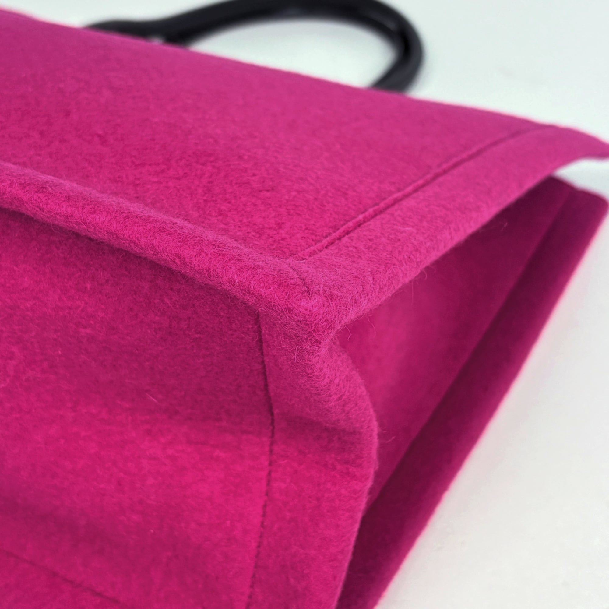 Saint Laurent Black Pink Felt Leather Tote Bag (Pre-Owned)