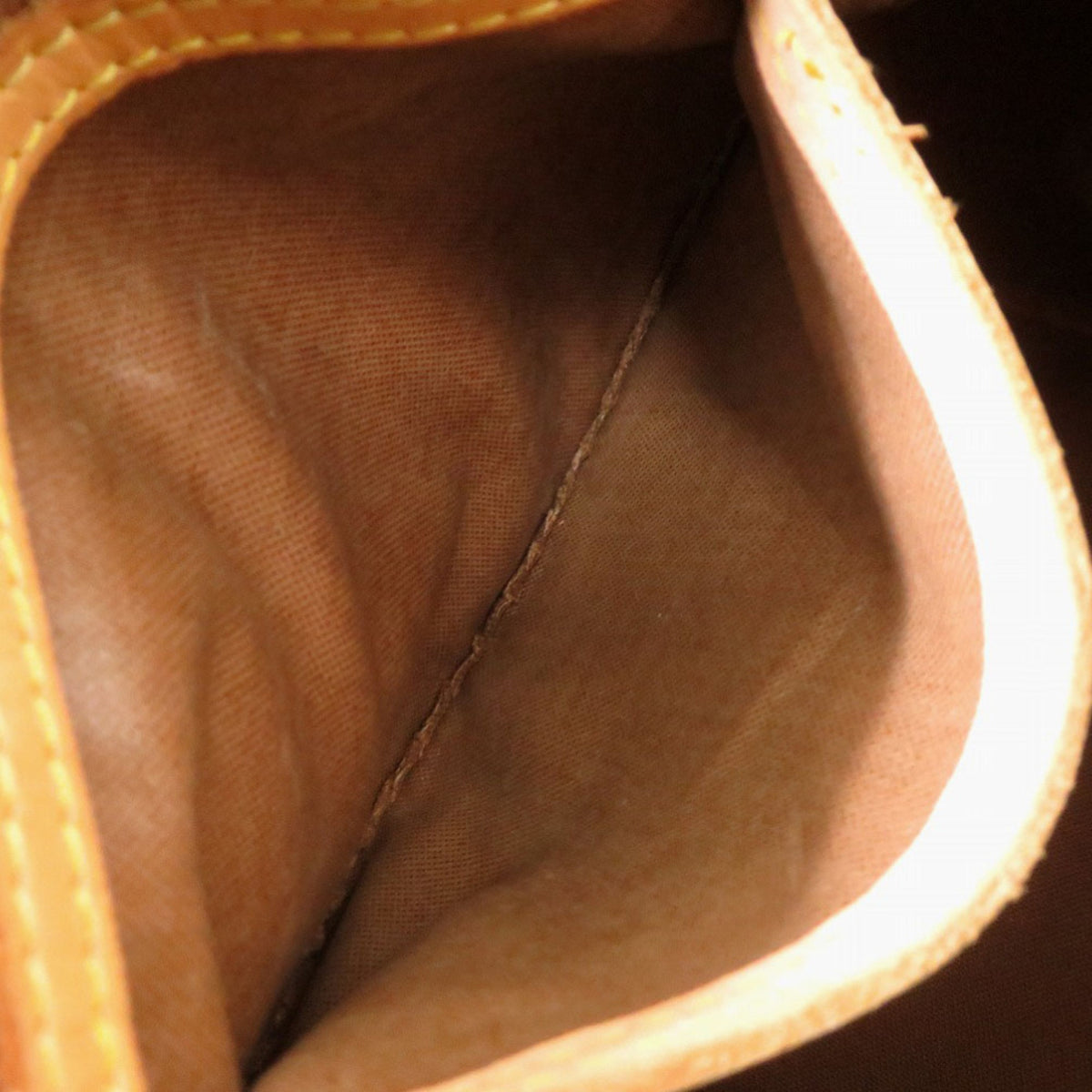 Louis Vuitton Brown Monogram Monogram Handbag (Pre-Owned)
