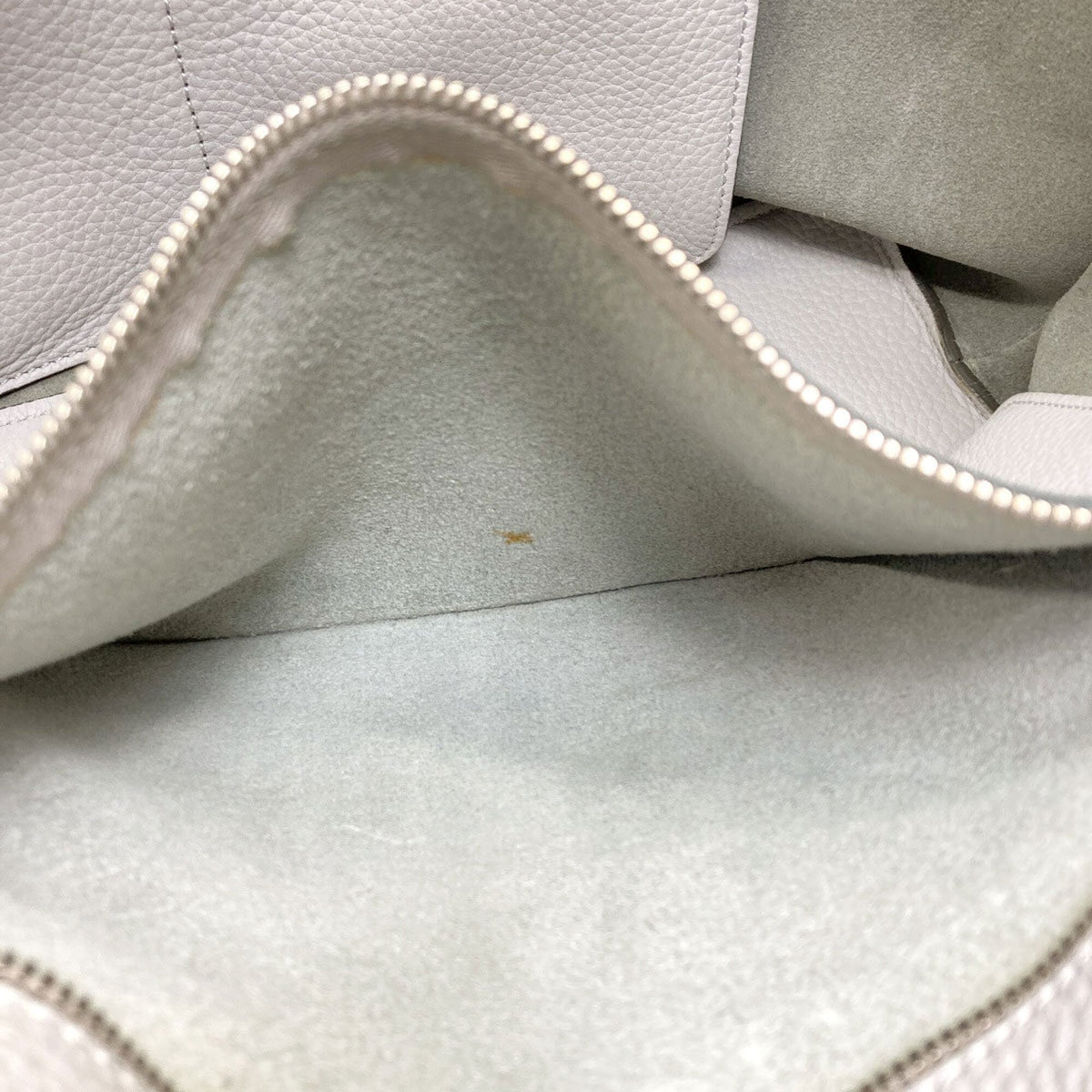 Tod's Gray Leather Tote Bag (Pre-Owned)