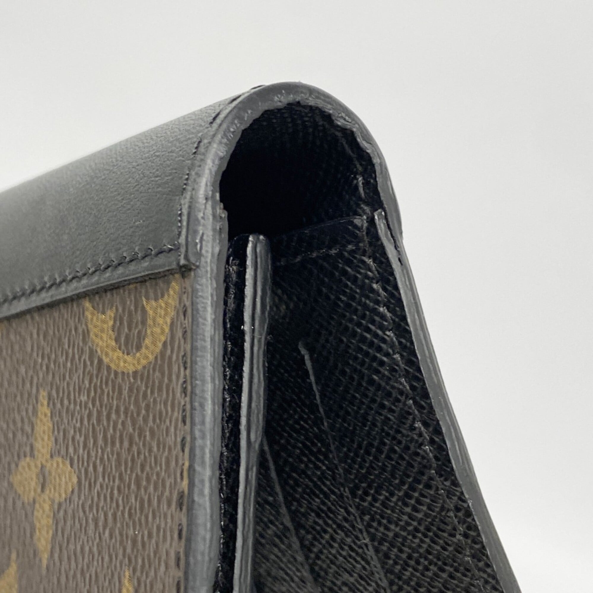 Louis Vuitton Black Brown Long Wallet (Bi-Fold) (Pre-Owned)