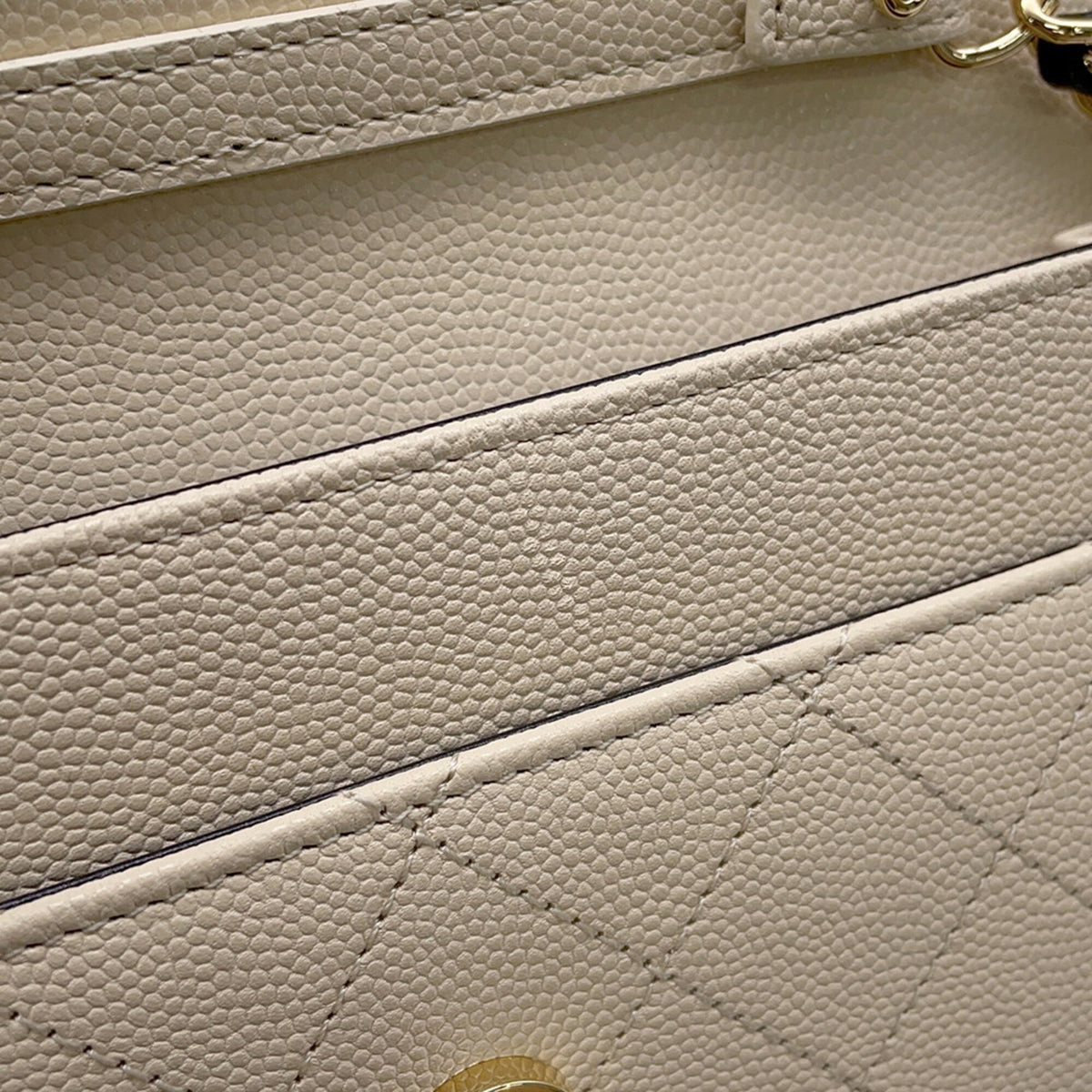 Chanel Beige Black Grained Calfskin Chain/Shoulder Wallet (Pre-Owned)