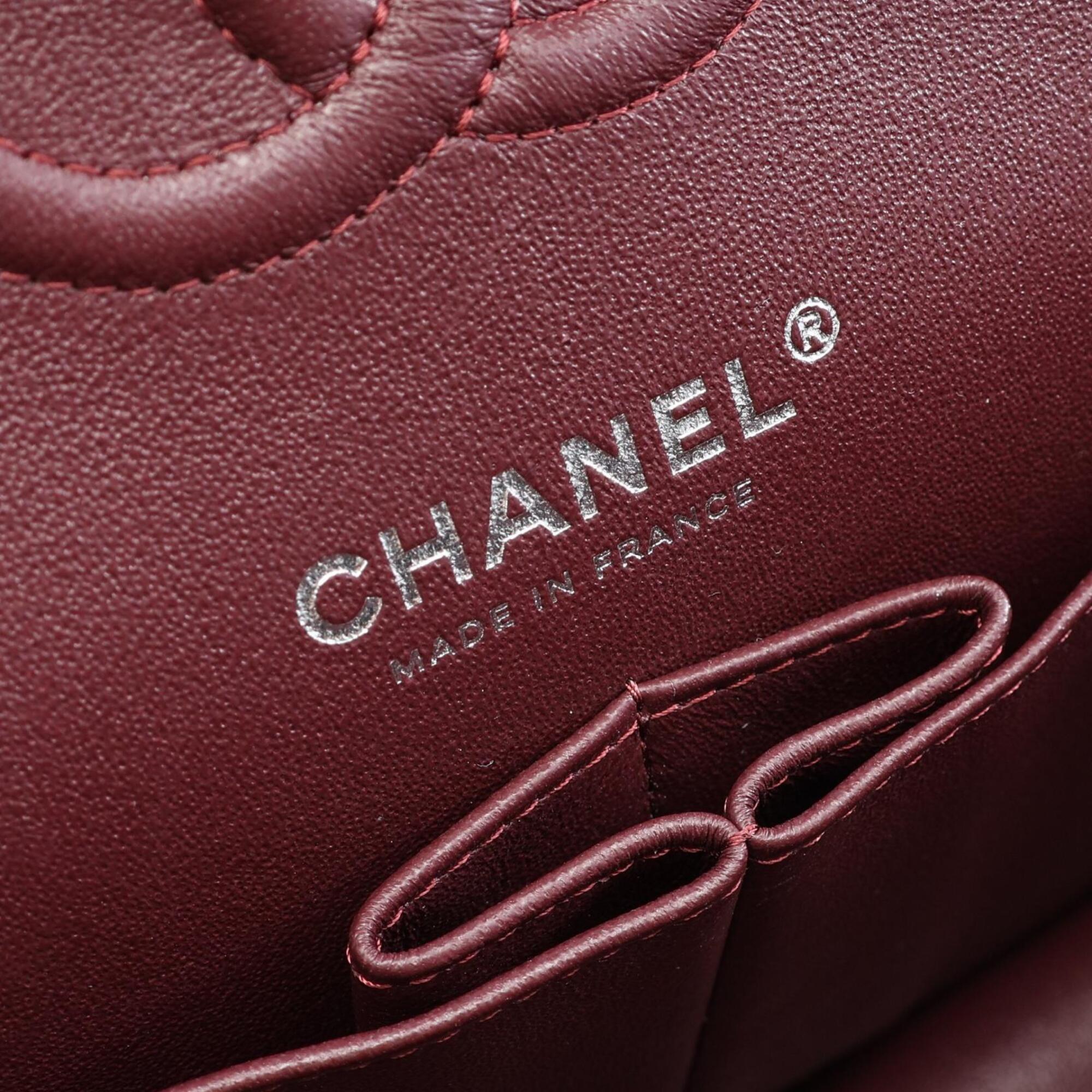 Chanel Black Grained Calfskin Handbag Shoulder Bag (Pre-Owned)