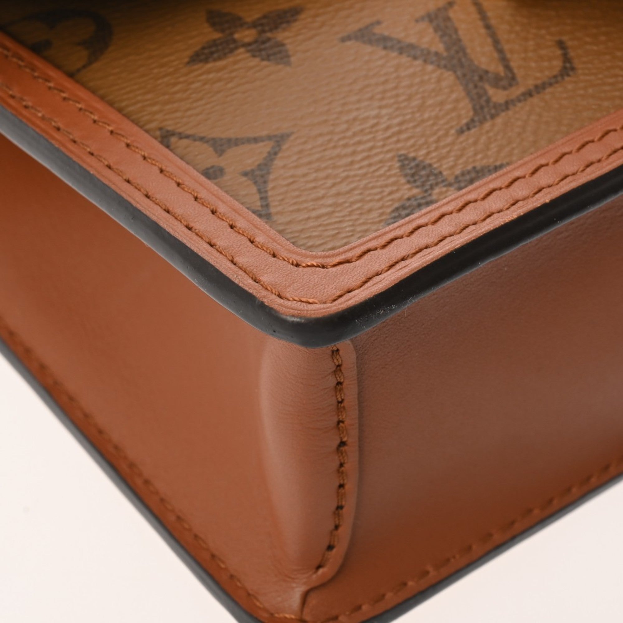 Louis Vuitton Brown Monogram Shoulder Bag (Pre-Owned)