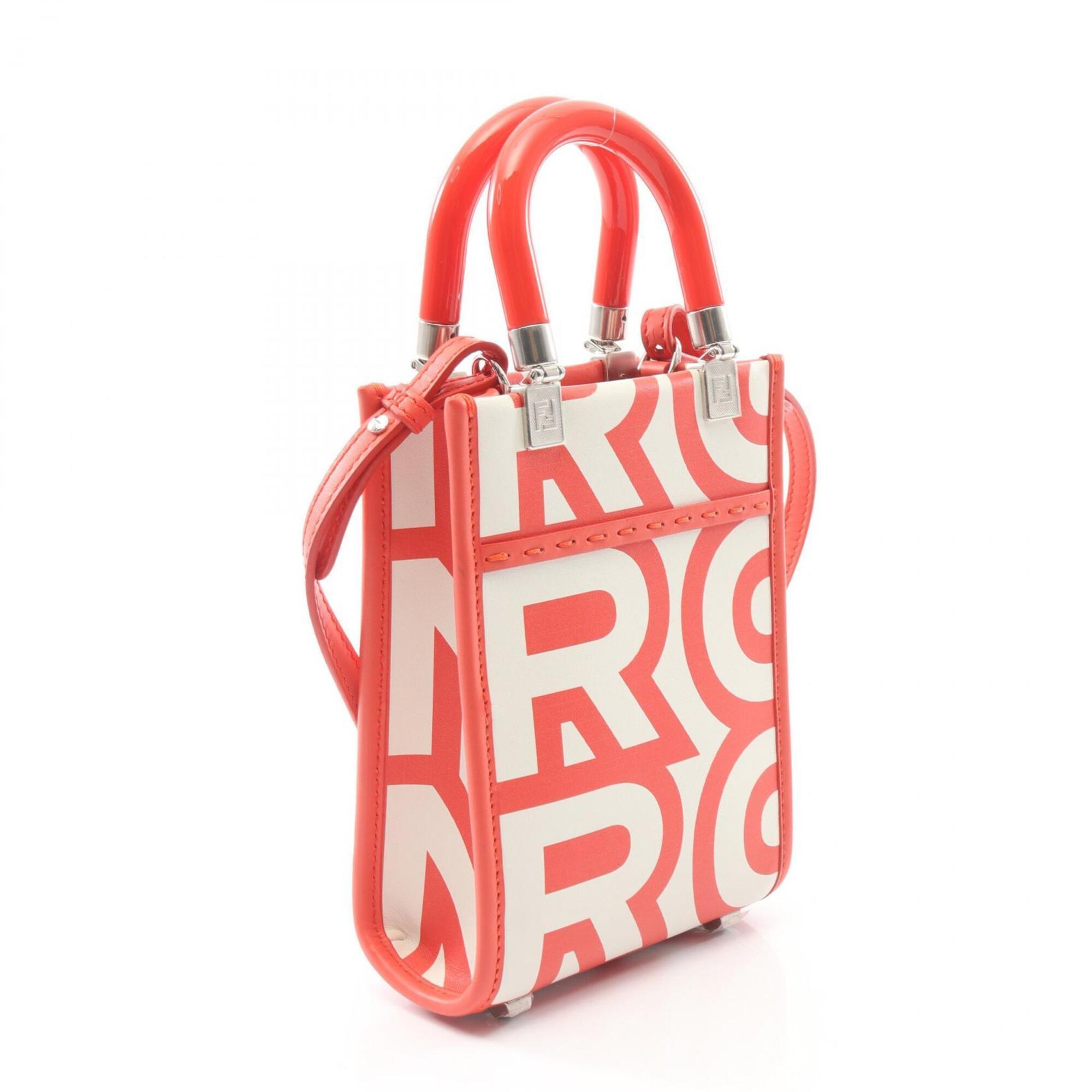 Fendi Red Color White Leather Handbag (Pre-Owned)