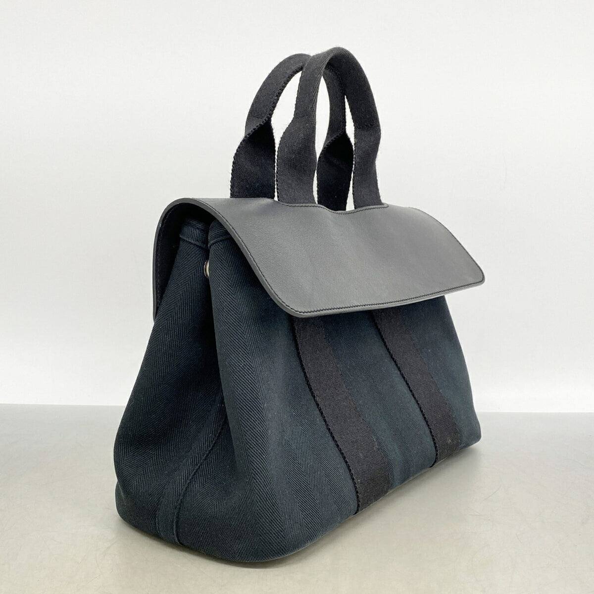 Hermes Black Toile Chevron Tote Bag (Pre-Owned)