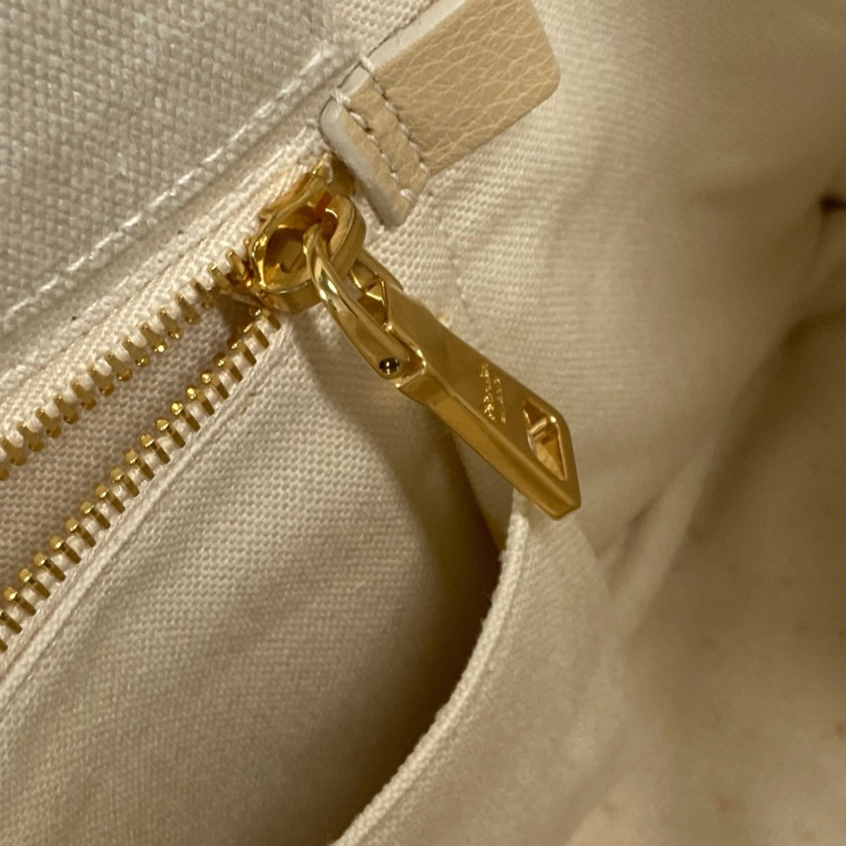Prada Ivory Canvas Handbag Tote Bag (Pre-Owned)