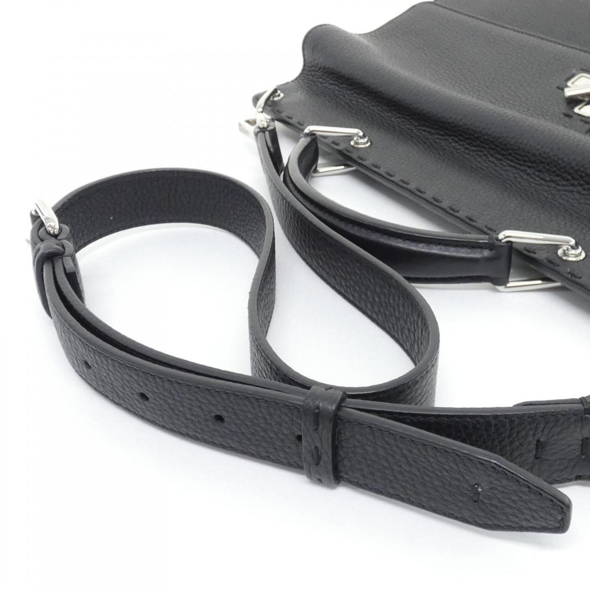 Fendi Black Handbag (Pre-Owned)