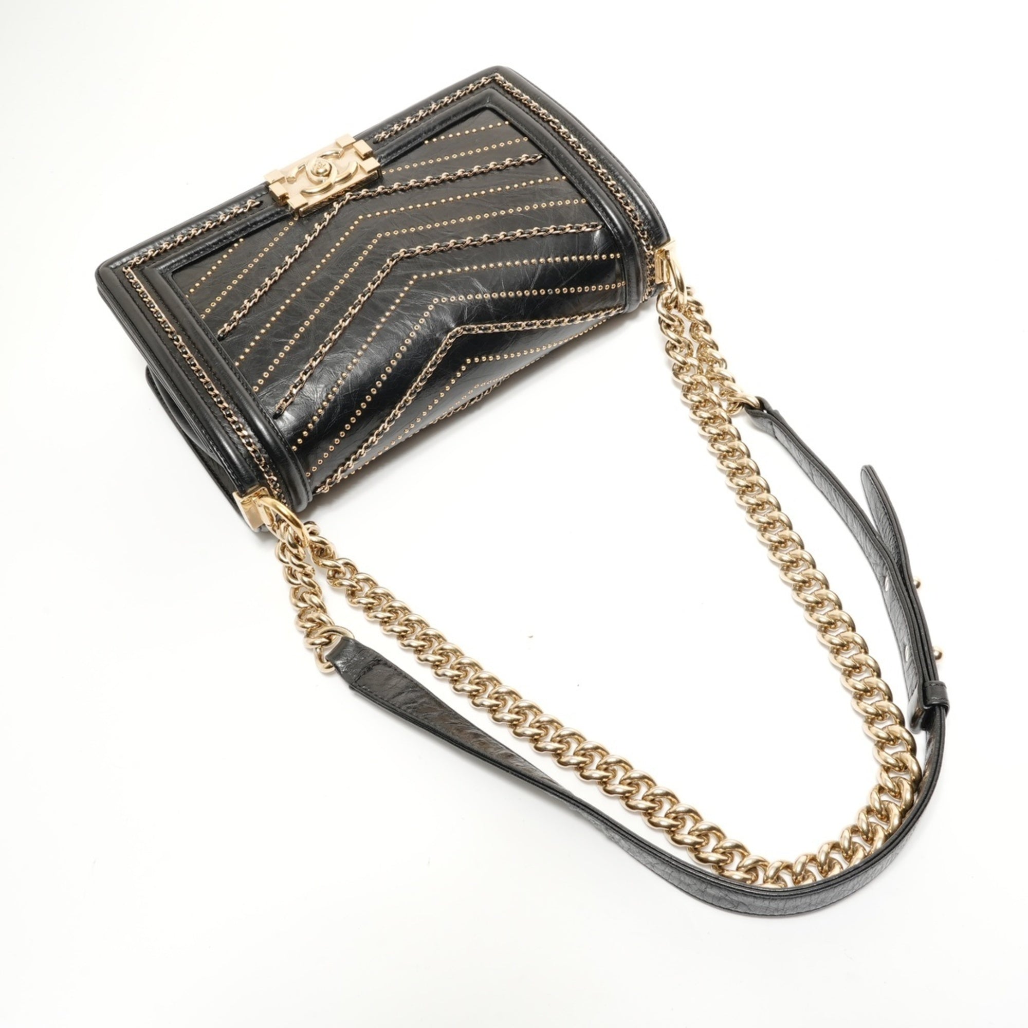 Chanel Boy Chanel Black Shoulder Bag (Pre-Owned)