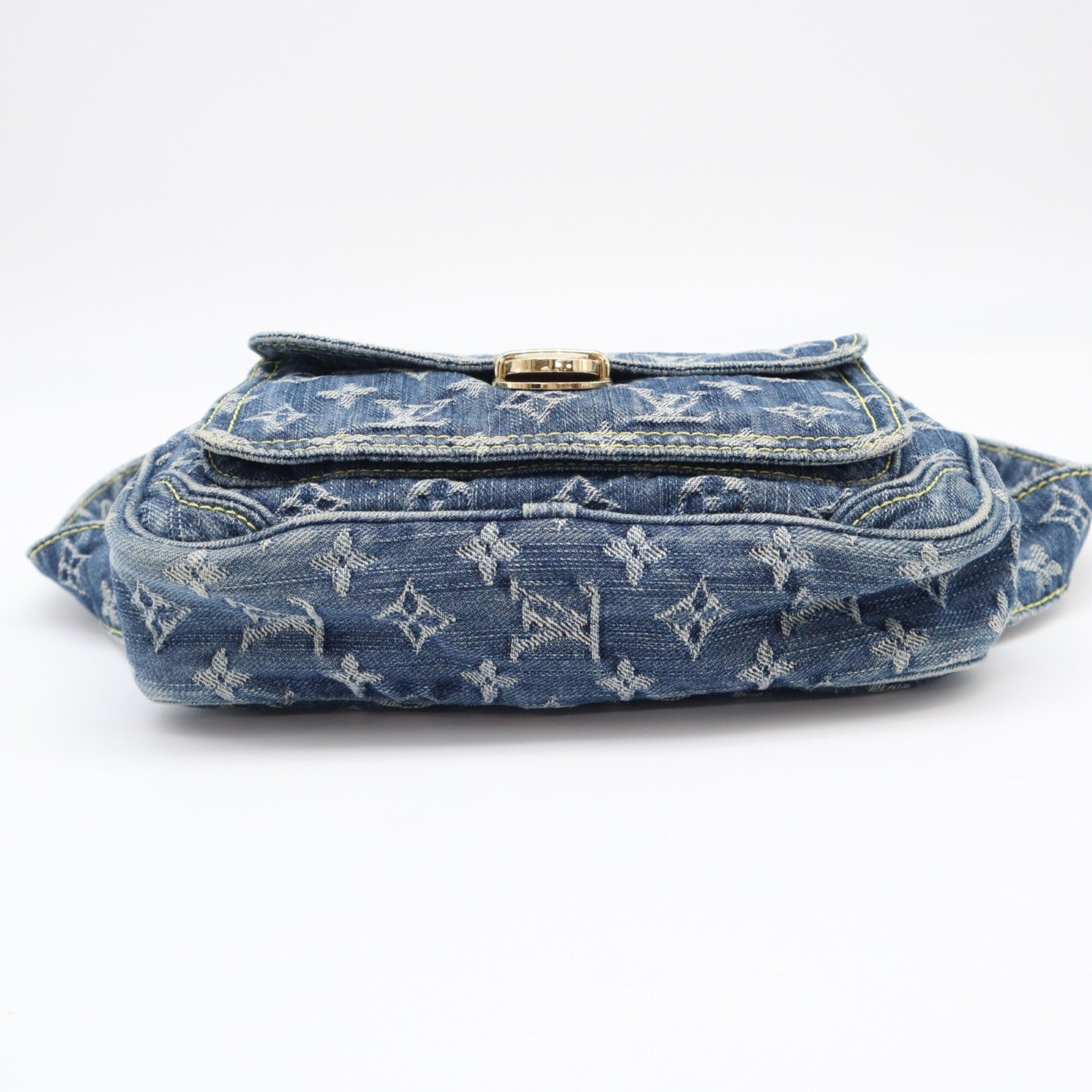 Louis Vuitton Beige Blue Cotton Fanny Pack (Pre-Owned)