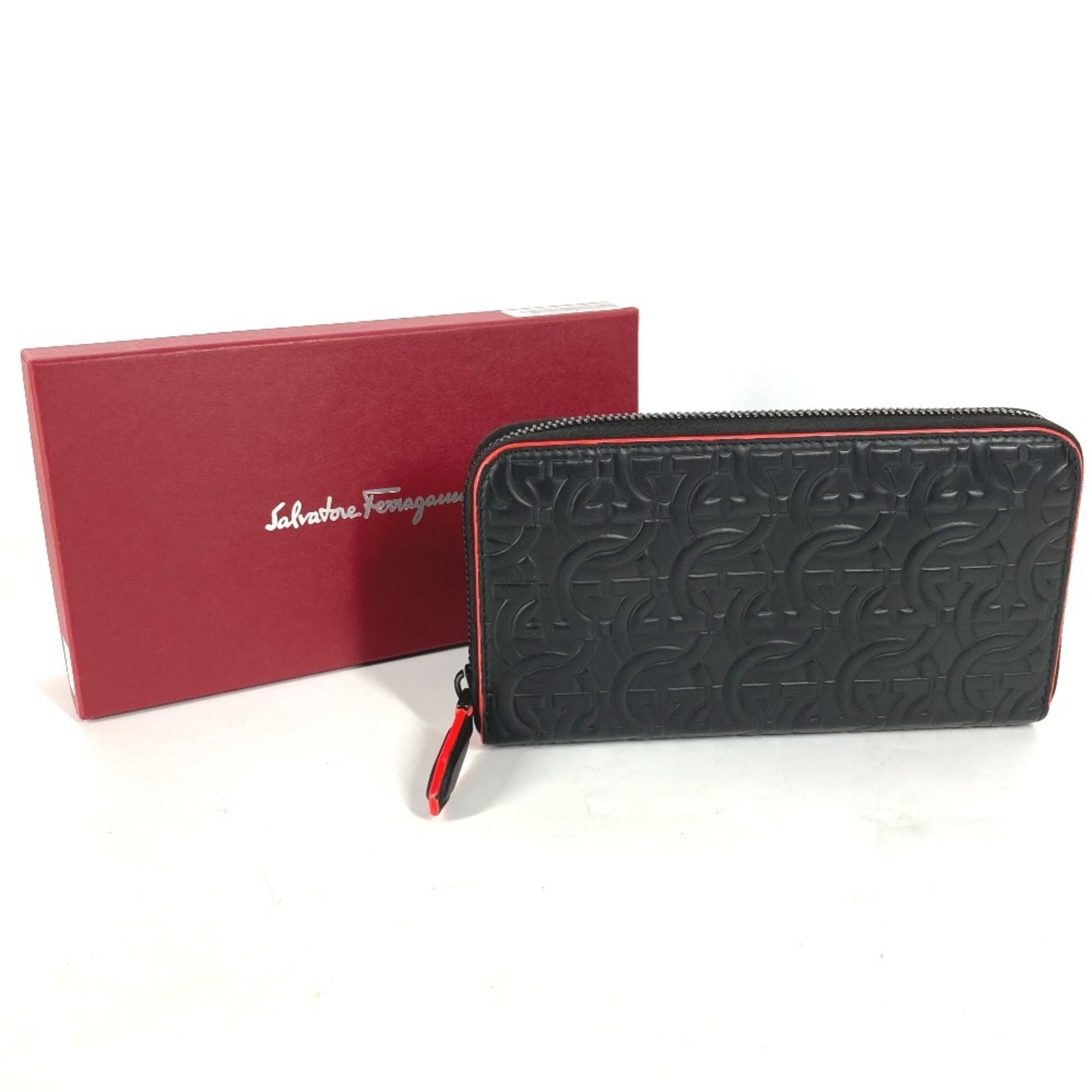 Salvatore Ferragamo Black Red Color Leather Long Wallet (Bi-Fold) (Pre-Owned)