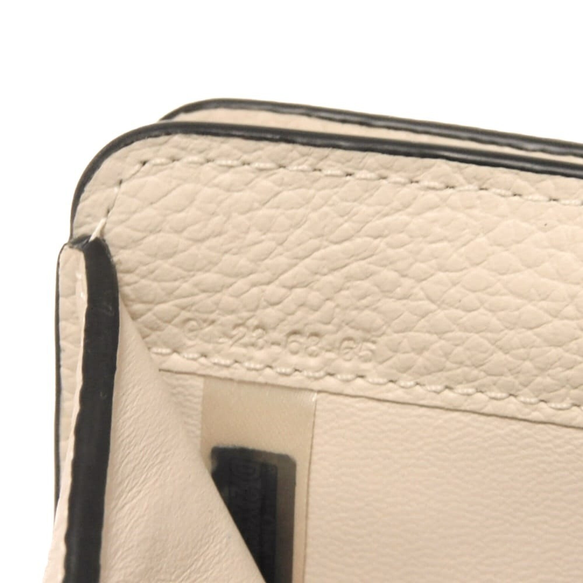 Chloé White Leather Wallet (Bi-Fold) (Pre-Owned)