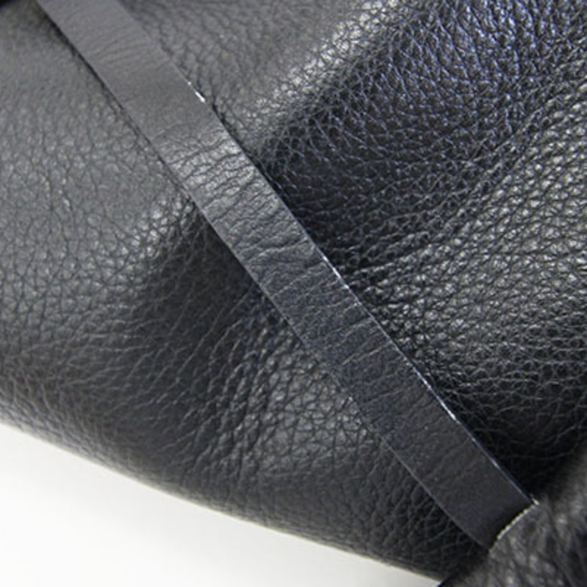 Loewe Black Leather Handbag (Pre-Owned)