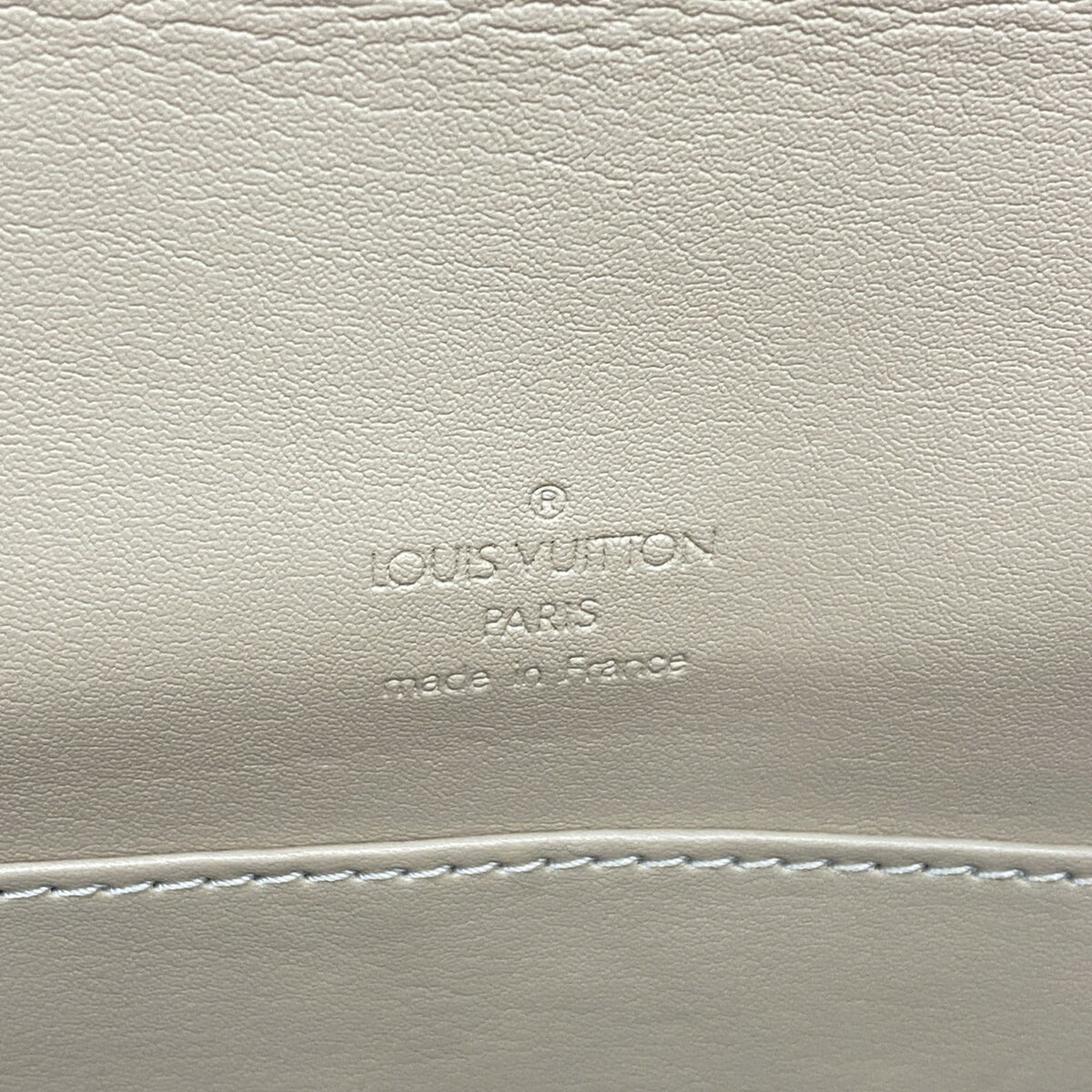Louis Vuitton Beige Shoulder Bag (Pre-Owned)