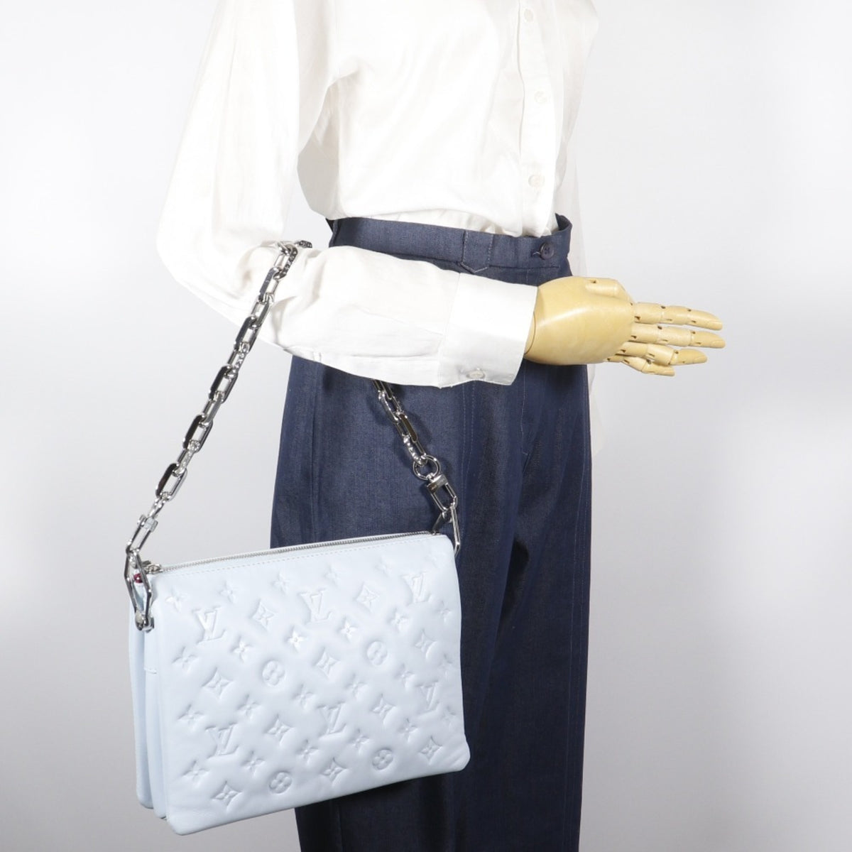 Louis Vuitton Light Blue Monogram Shoulder Bag (Pre-Owned)
