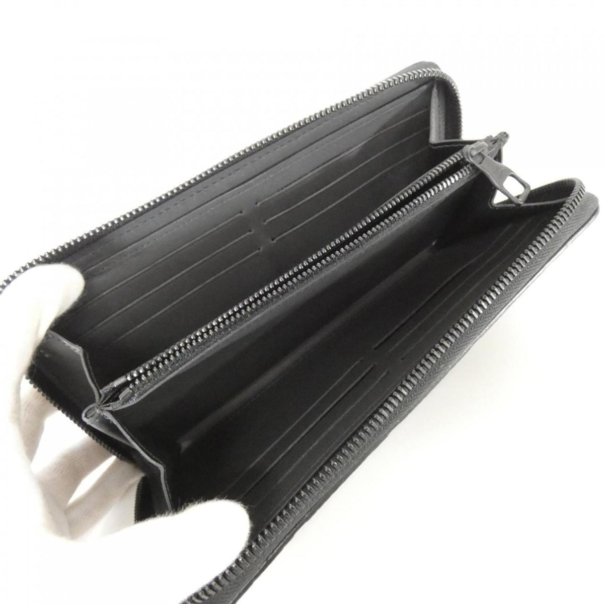 Louis Vuitton Taurillon Black Leather Long Wallet (Bi-Fold) (Pre-Owned)