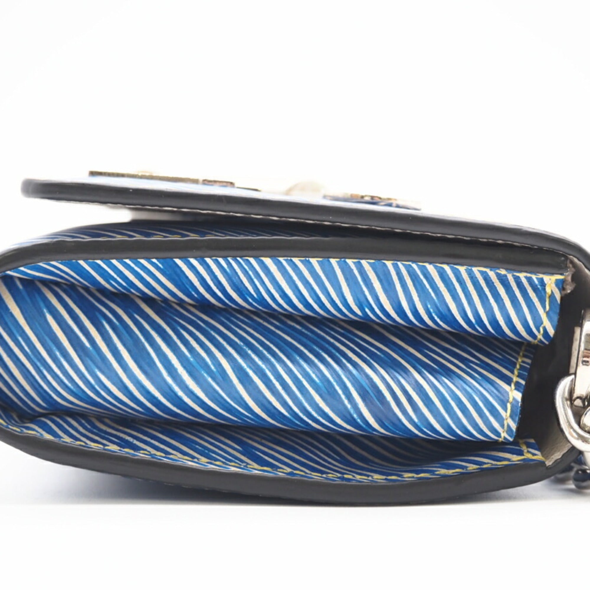 Louis Vuitton Blue Denim Shoulder Bag (Pre-Owned)