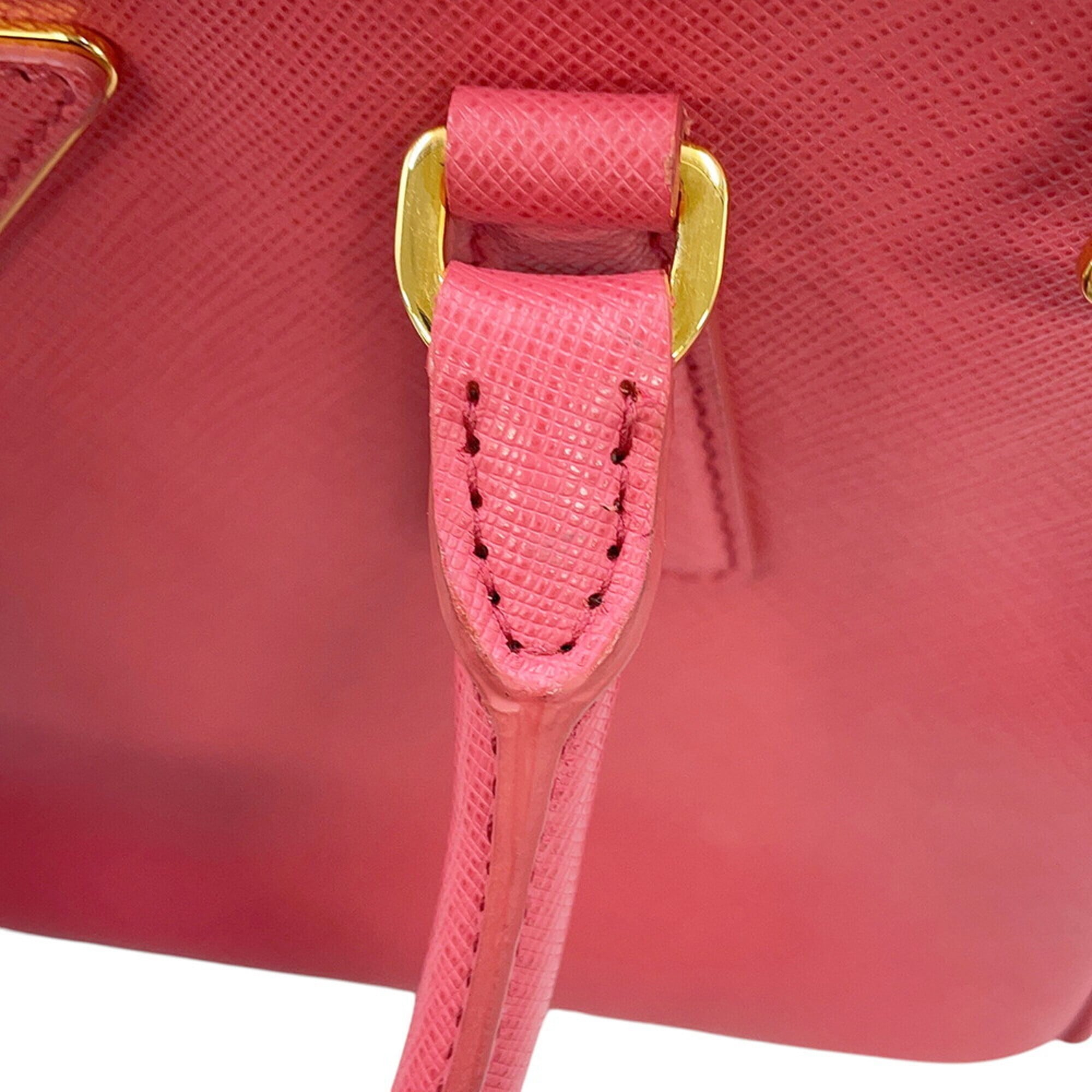 Prada Pink Leather Handbag (Pre-Owned)