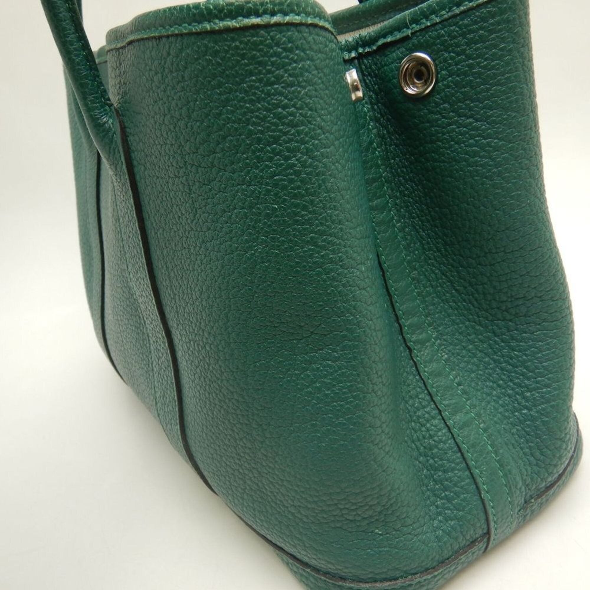 Hermes Garden Green Negonda Leather Handbag (Pre-Owned)