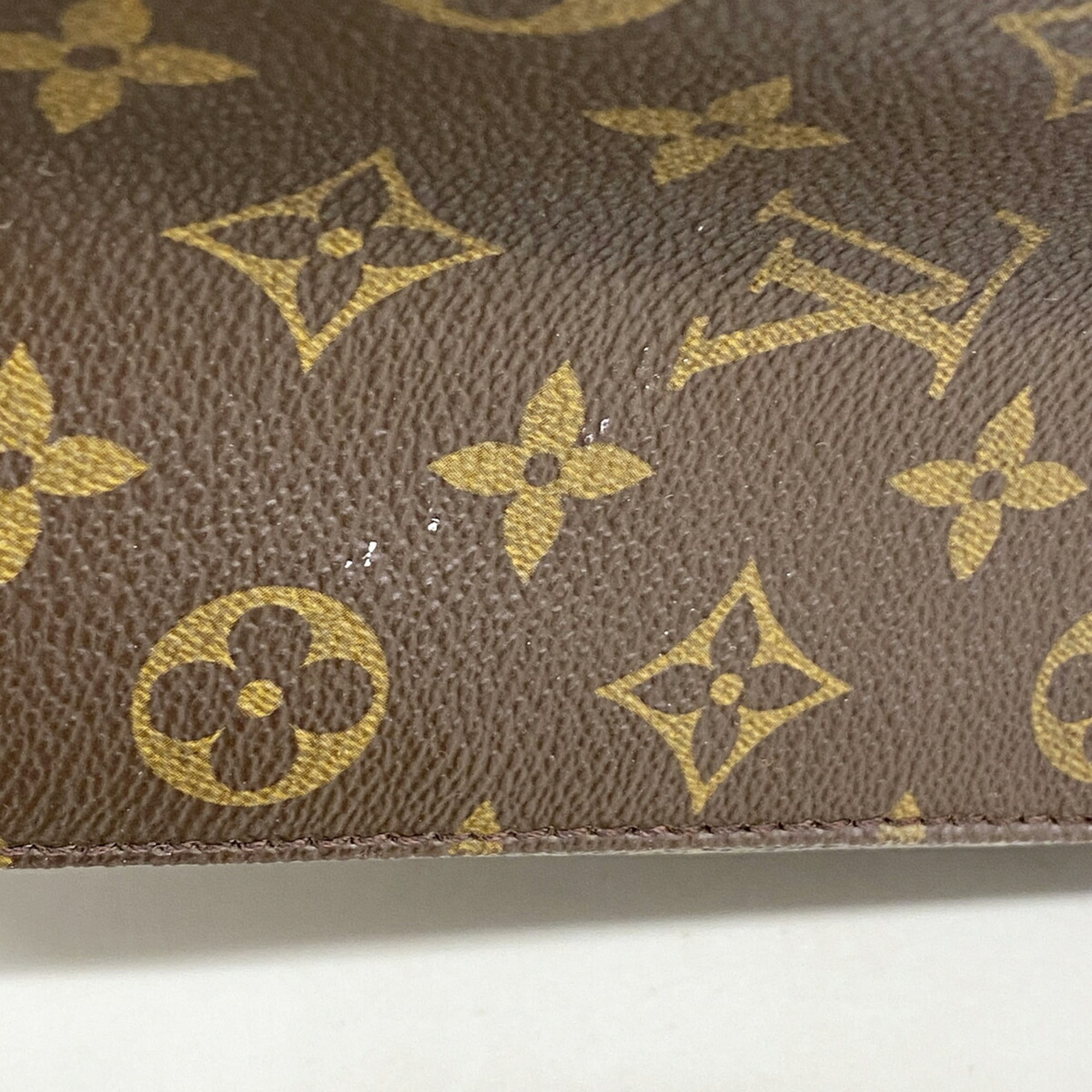 Louis Vuitton Brown Shoulder Bag (Pre-Owned)
