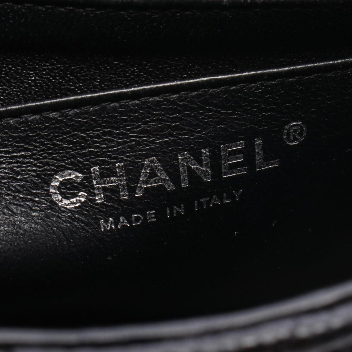 Chanel Black Grained Calfskin Handbag Shoulder Bag (Pre-Owned)