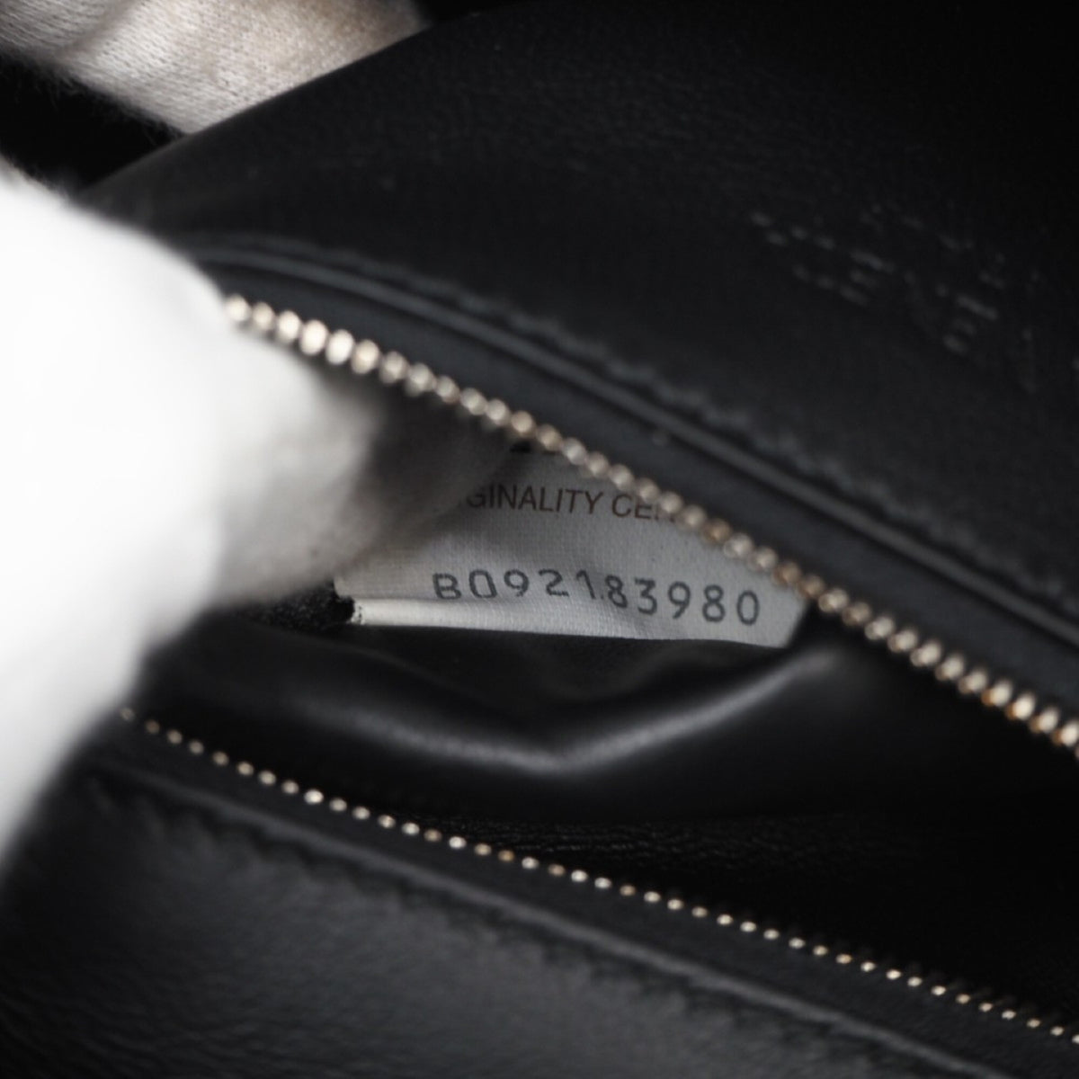 Bottega Veneta Black Leather Shoulder Bag (Pre-Owned)
