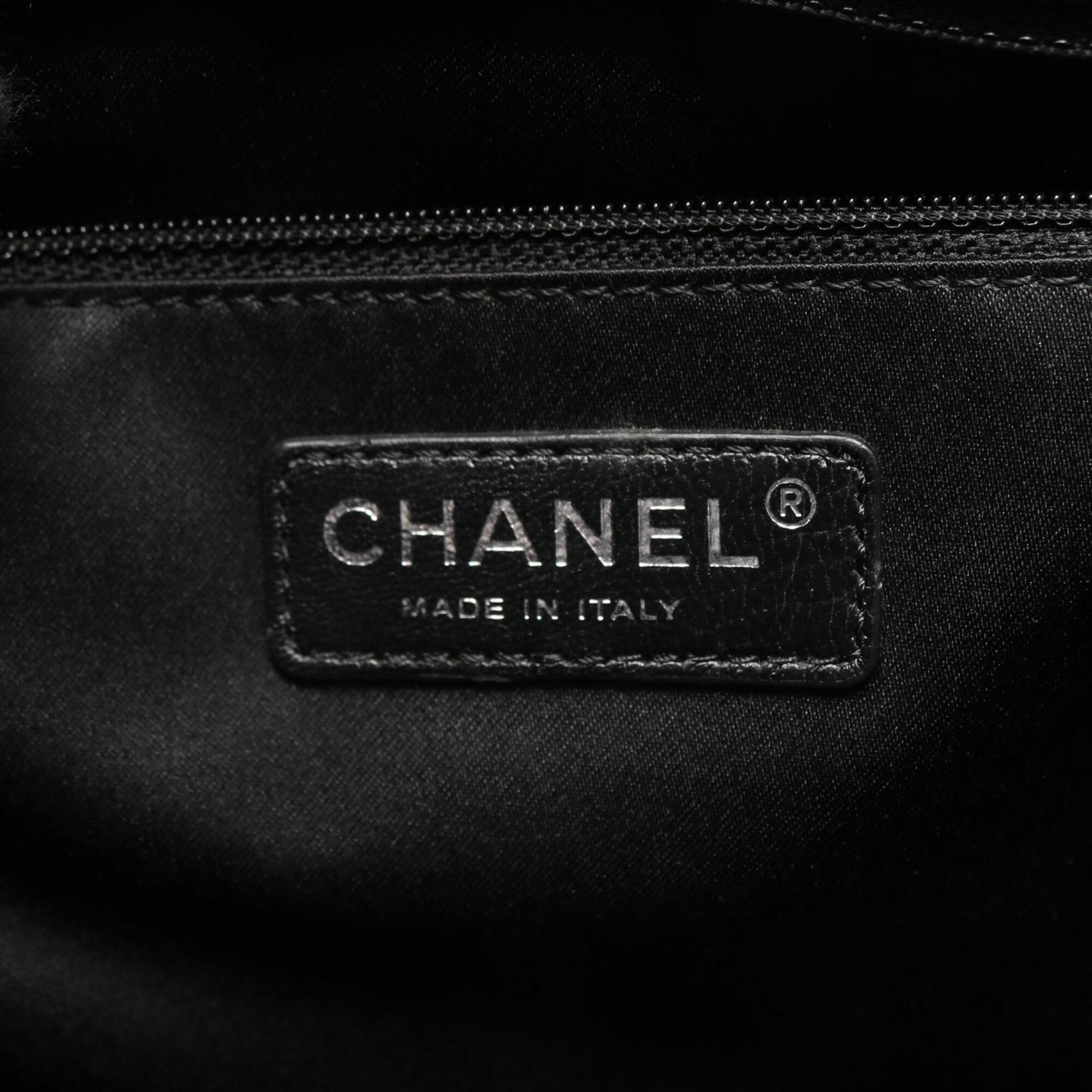 Chanel Black Grained Calfskin Handbag Tote Bag (Pre-Owned)