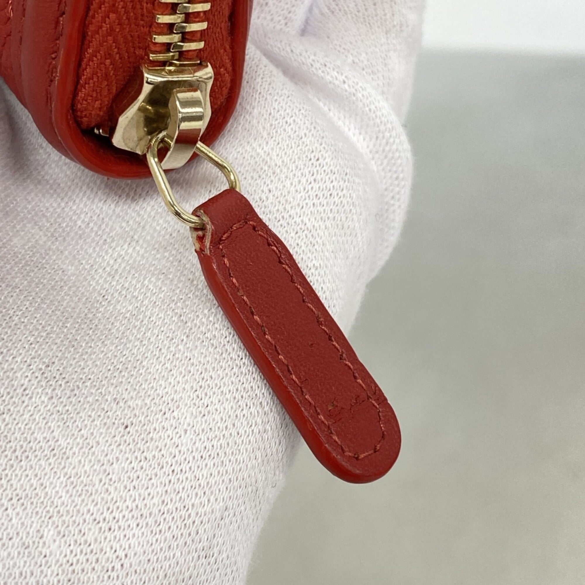 Chanel Red Color Grained Calfskin Long Wallet (Bi-Fold) (Pre-Owned)
