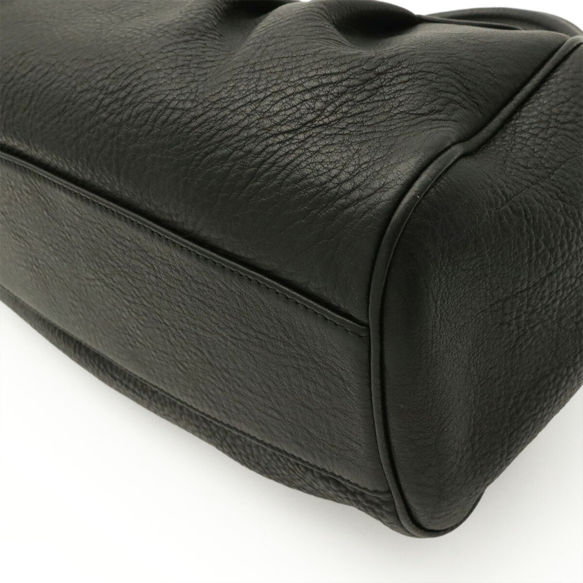 Salvatore Ferragamo Black Leather Handbag Shoulder Bag (Pre-Owned)