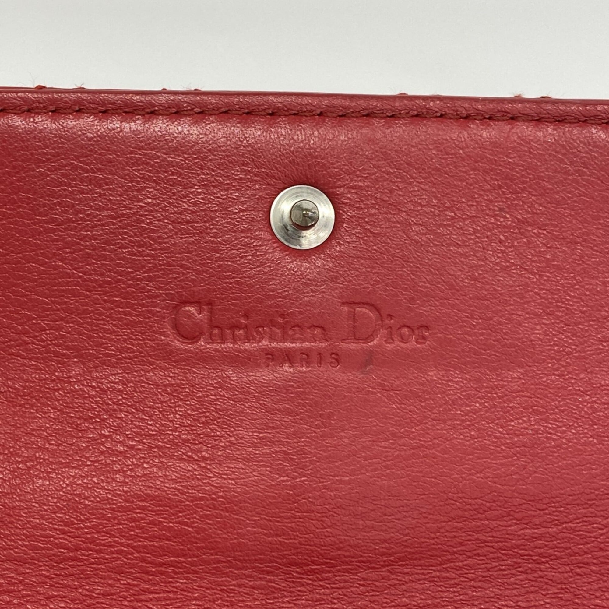 Christian Dior Red Color Long Wallet (Bi-Fold) (Pre-Owned)