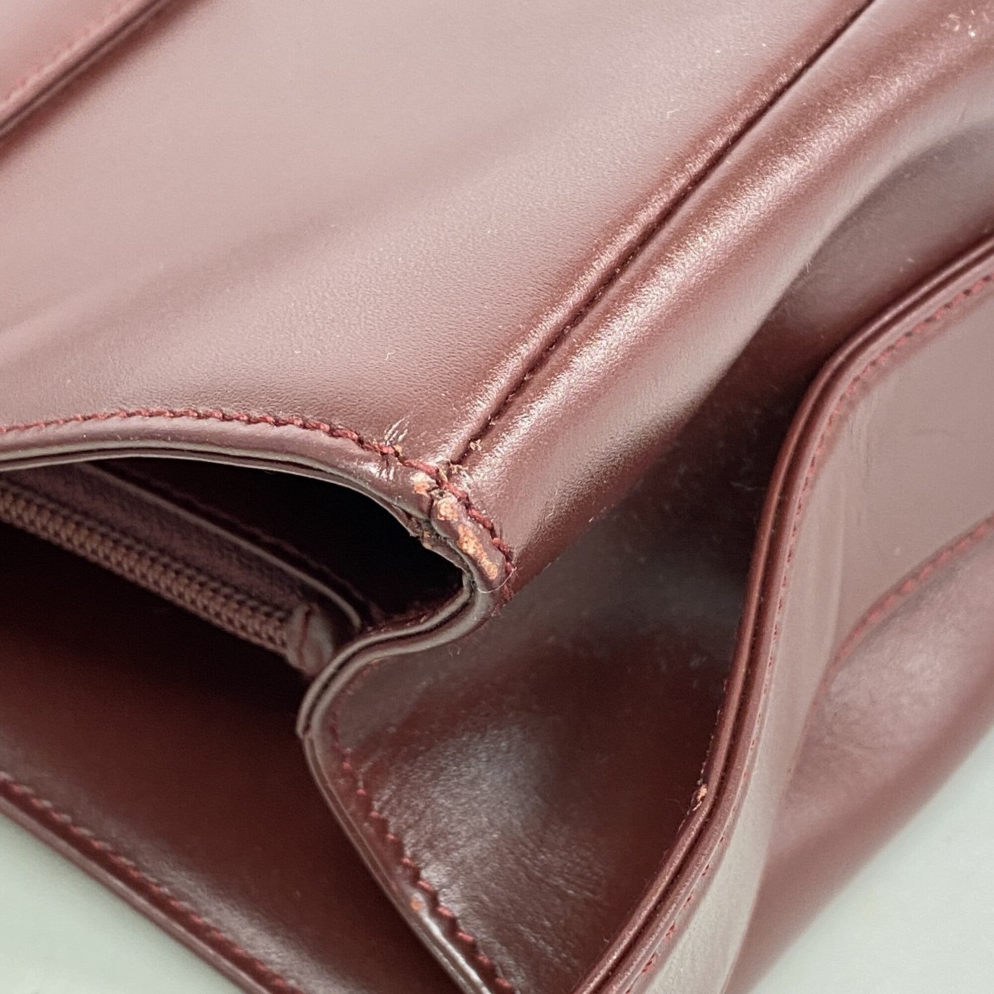 Cartier Bordeaux Leather Shoulder Bag (Pre-Owned)