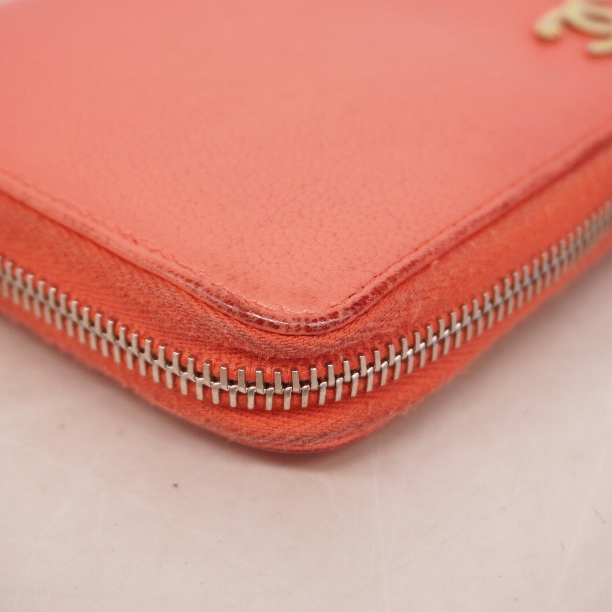 Chanel Pink Leather Long Wallet (Bi-Fold) (Pre-Owned)