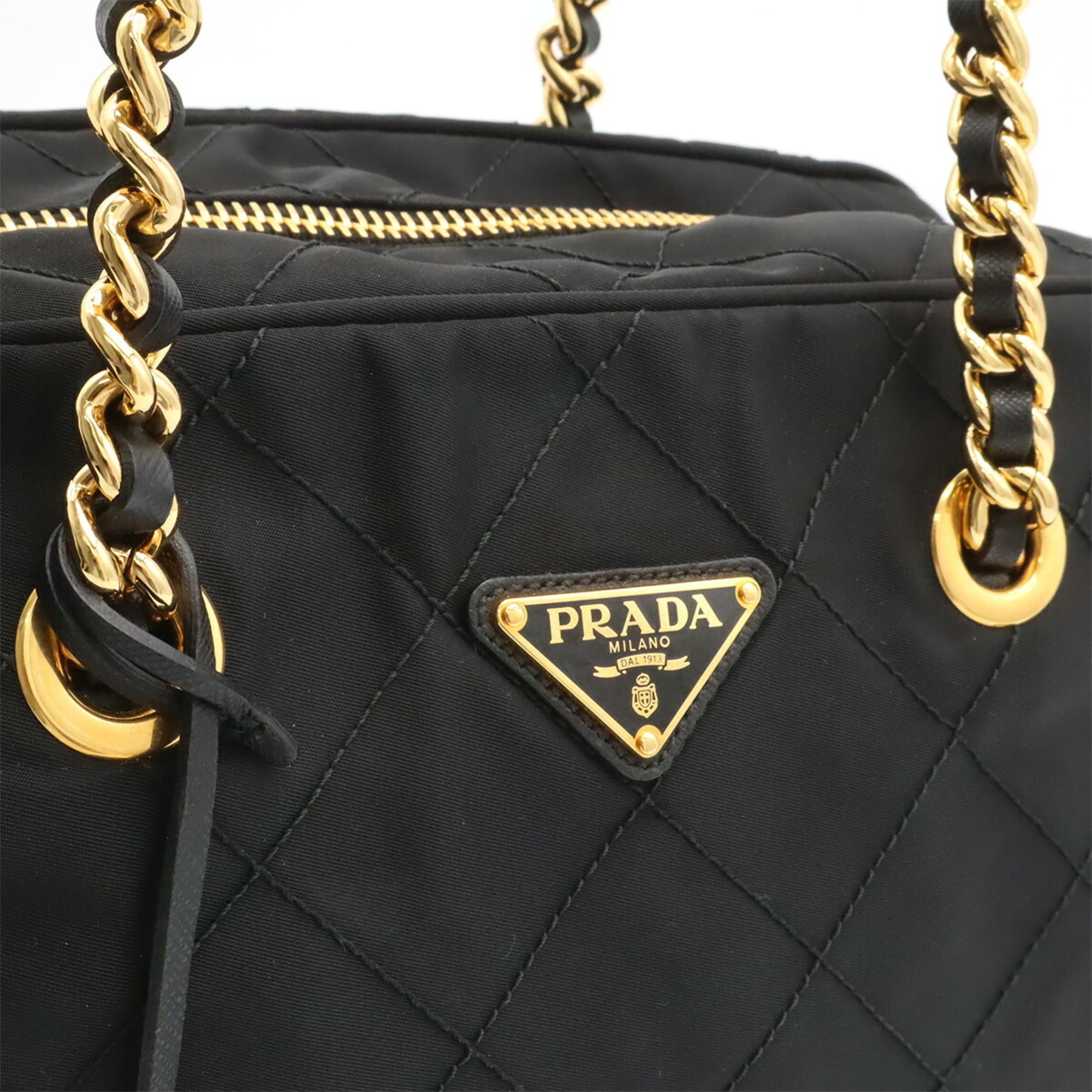 Prada Black Nero White Quilting Shoulder Bag (Pre-Owned)
