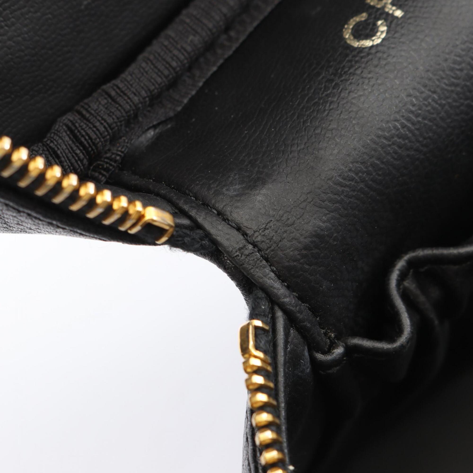 Chanel Black Grained Calfskin Handbag (Pre-Owned)