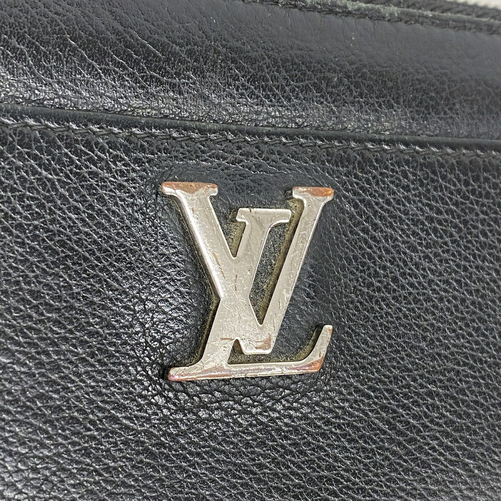 Louis Vuitton Noir Long Wallet (Bi-Fold) (Pre-Owned)