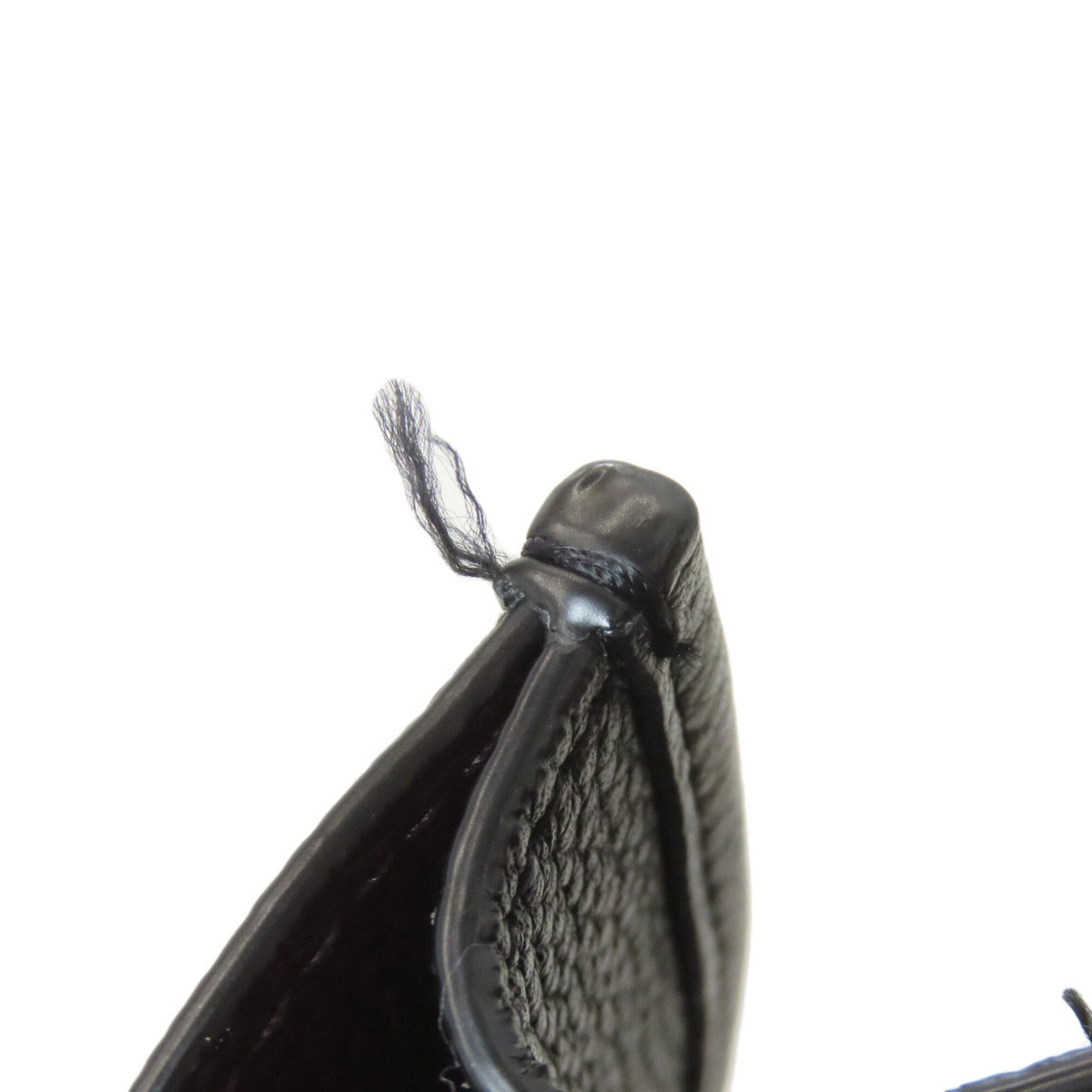 Coach Black Leather Handbag (Pre-Owned)