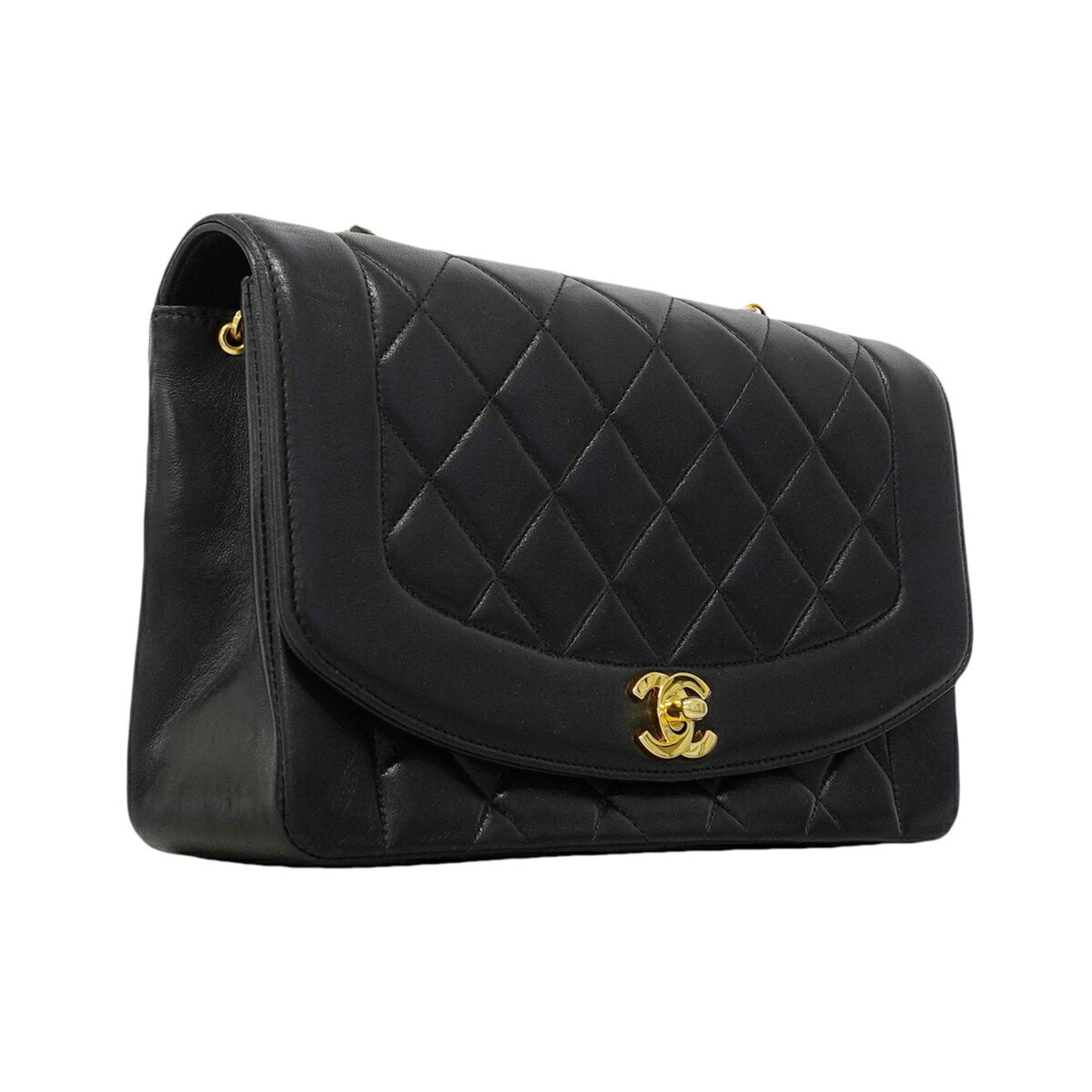 Chanel Black Leather Shoulder Bag (Pre-Owned)