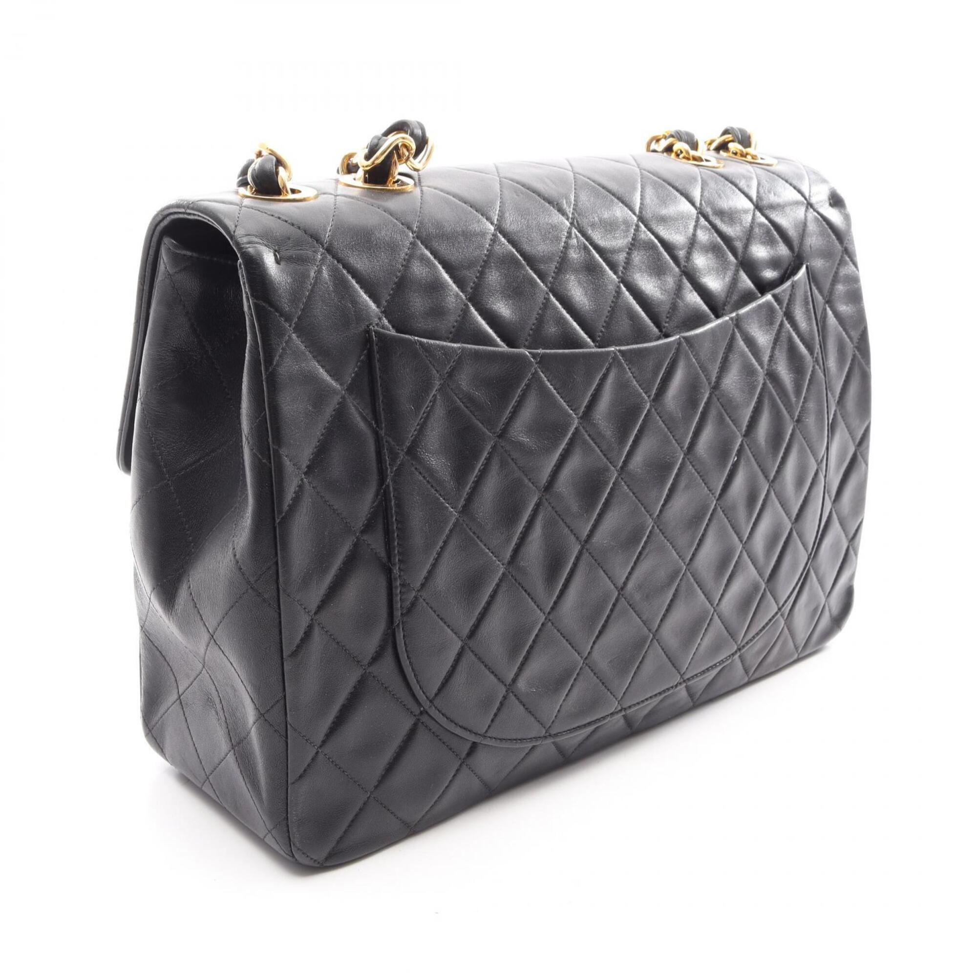 Chanel Black Leather Handbag Shoulder Bag (Pre-Owned)