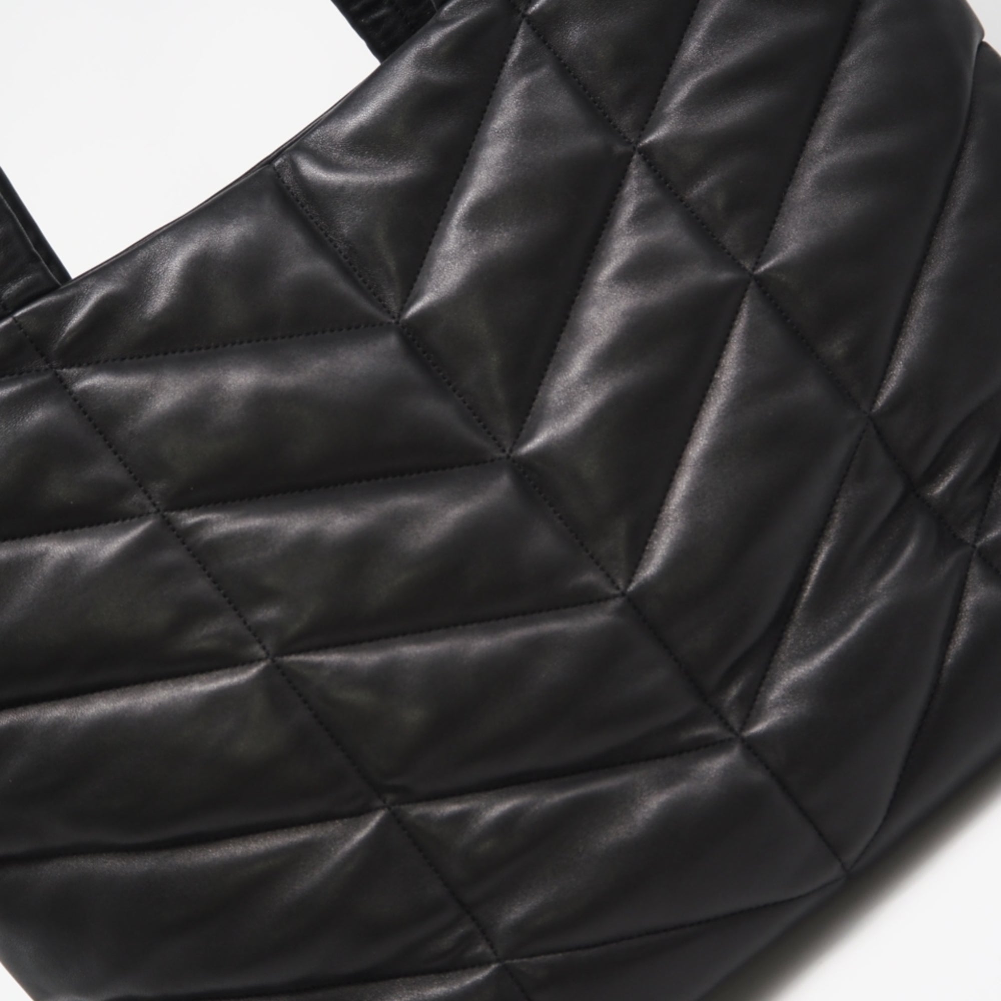 Yves Saint Laurent Black Leather Handbag Tote Bag (Pre-Owned)