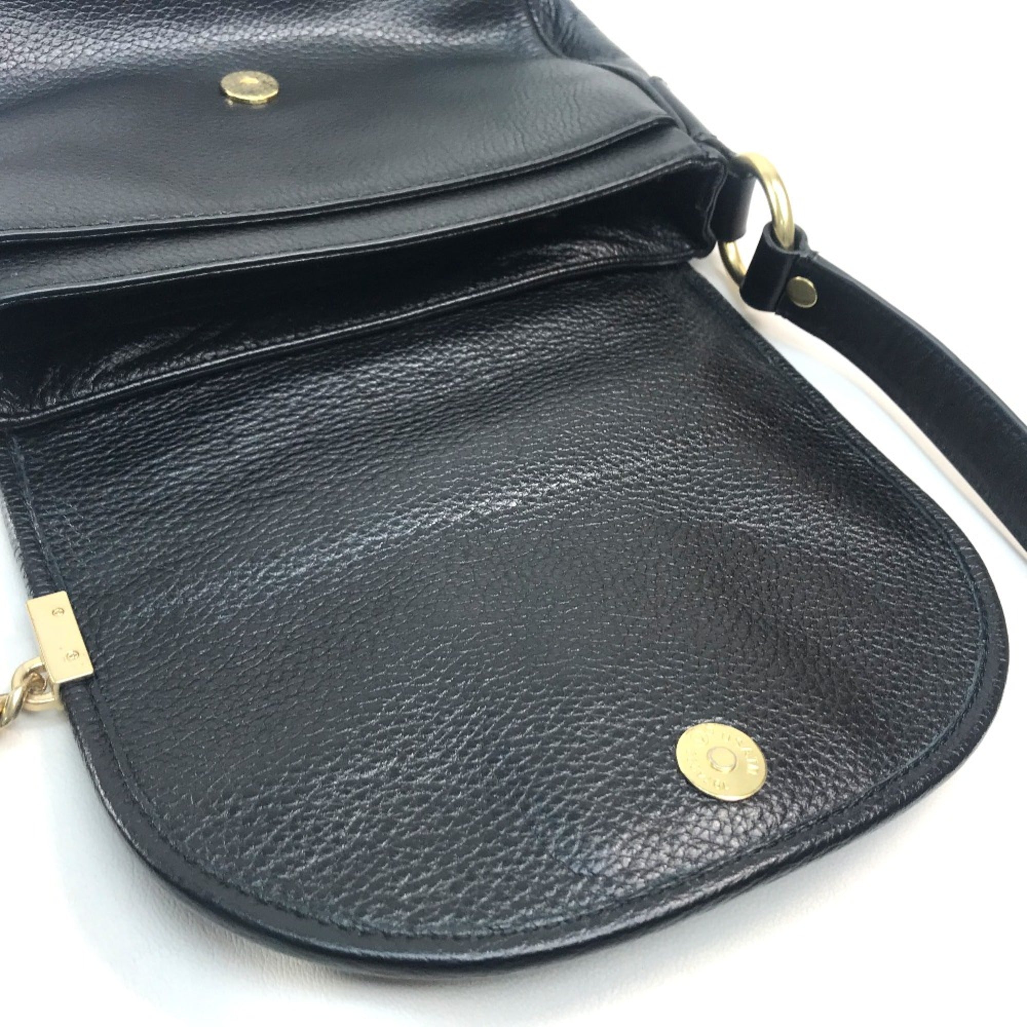 Michael Kors Black Leather Shoulder Bag (Pre-Owned)