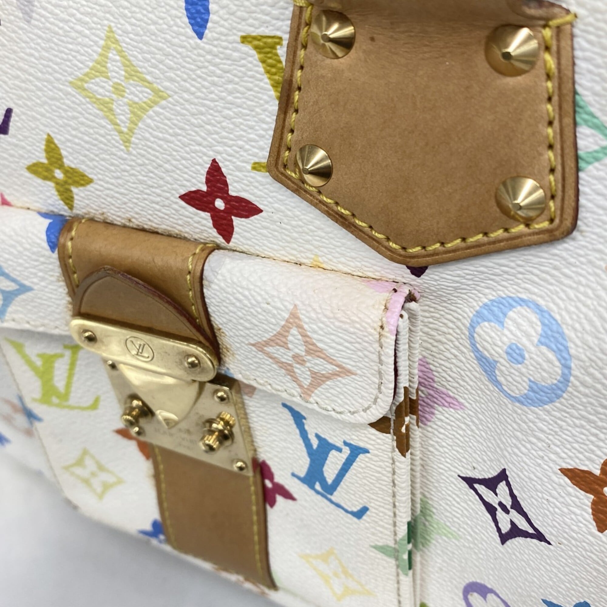 Louis Vuitton Blanc Handbag (Pre-Owned)