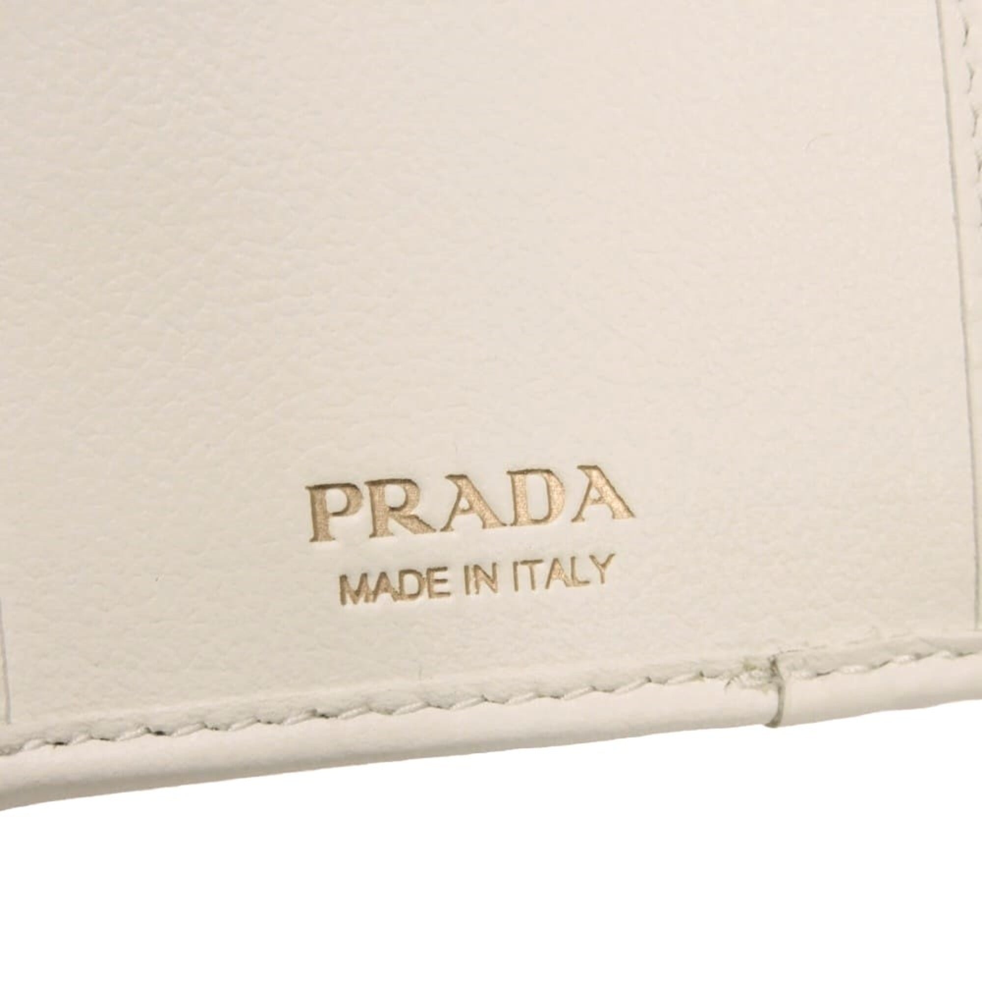 Prada White Wallet (Tri-Fold) (Pre-Owned)