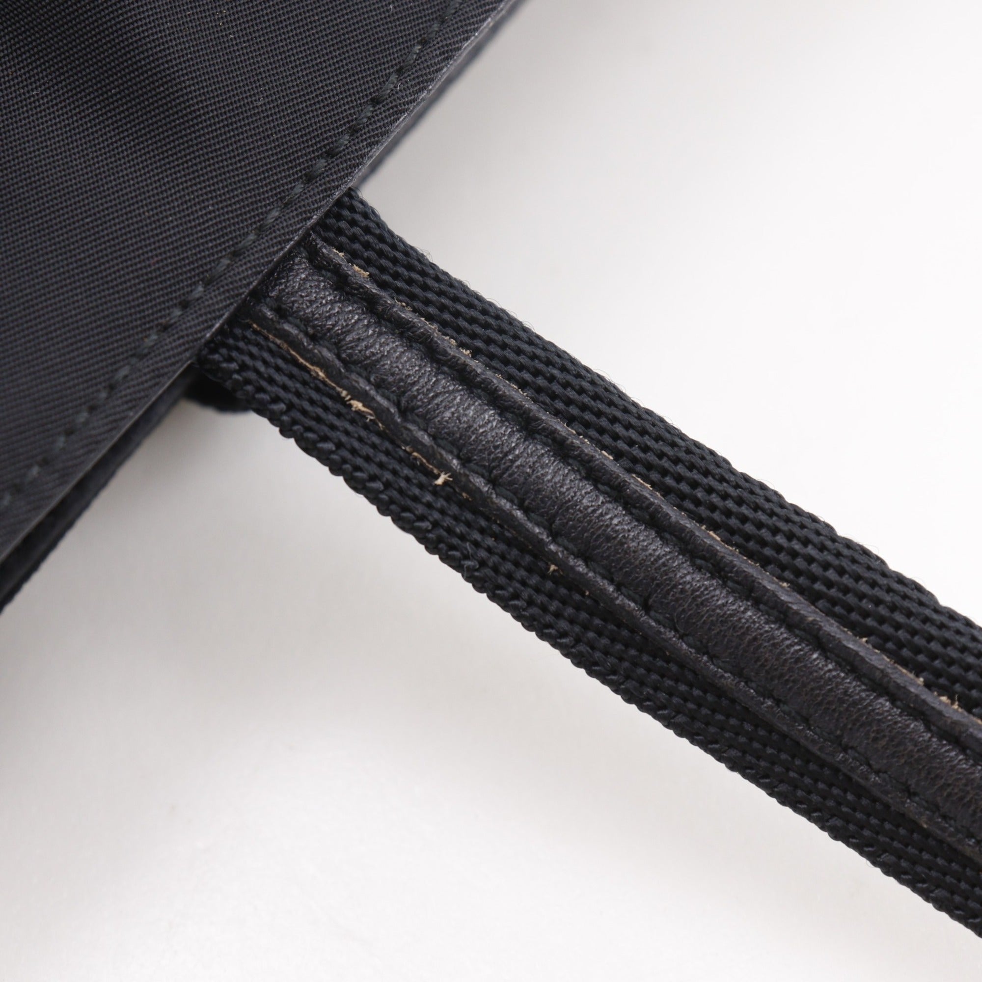 Prada Black Nylon Tote Bag (Pre-Owned)